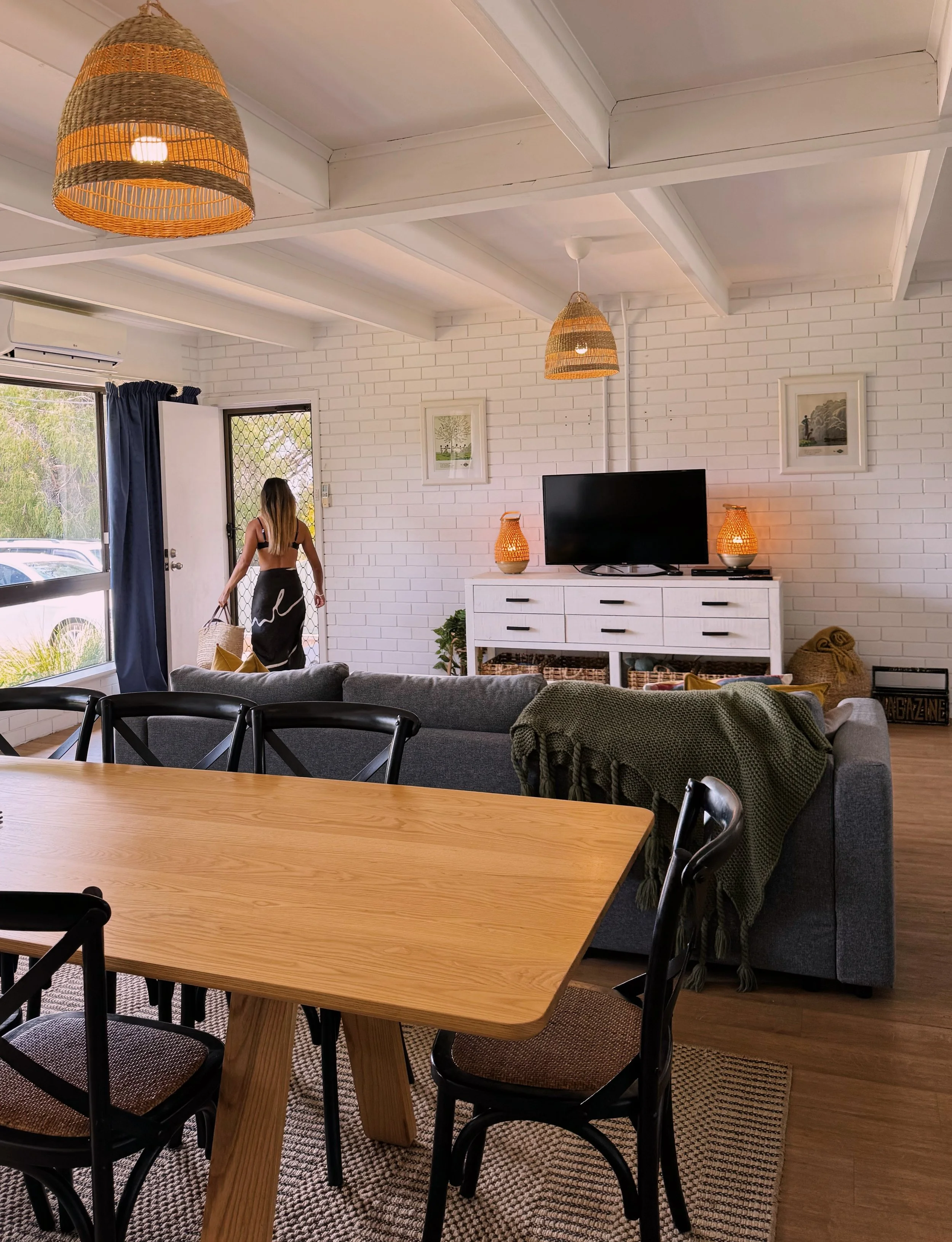 13 Green Street - Lyri.JPG