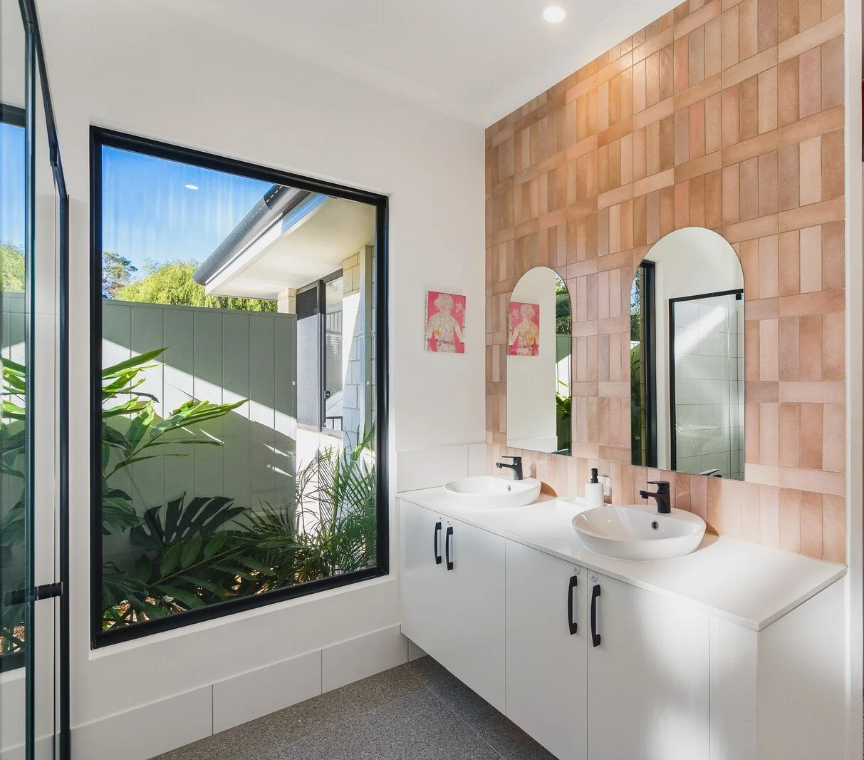 Master bedroom ensuite