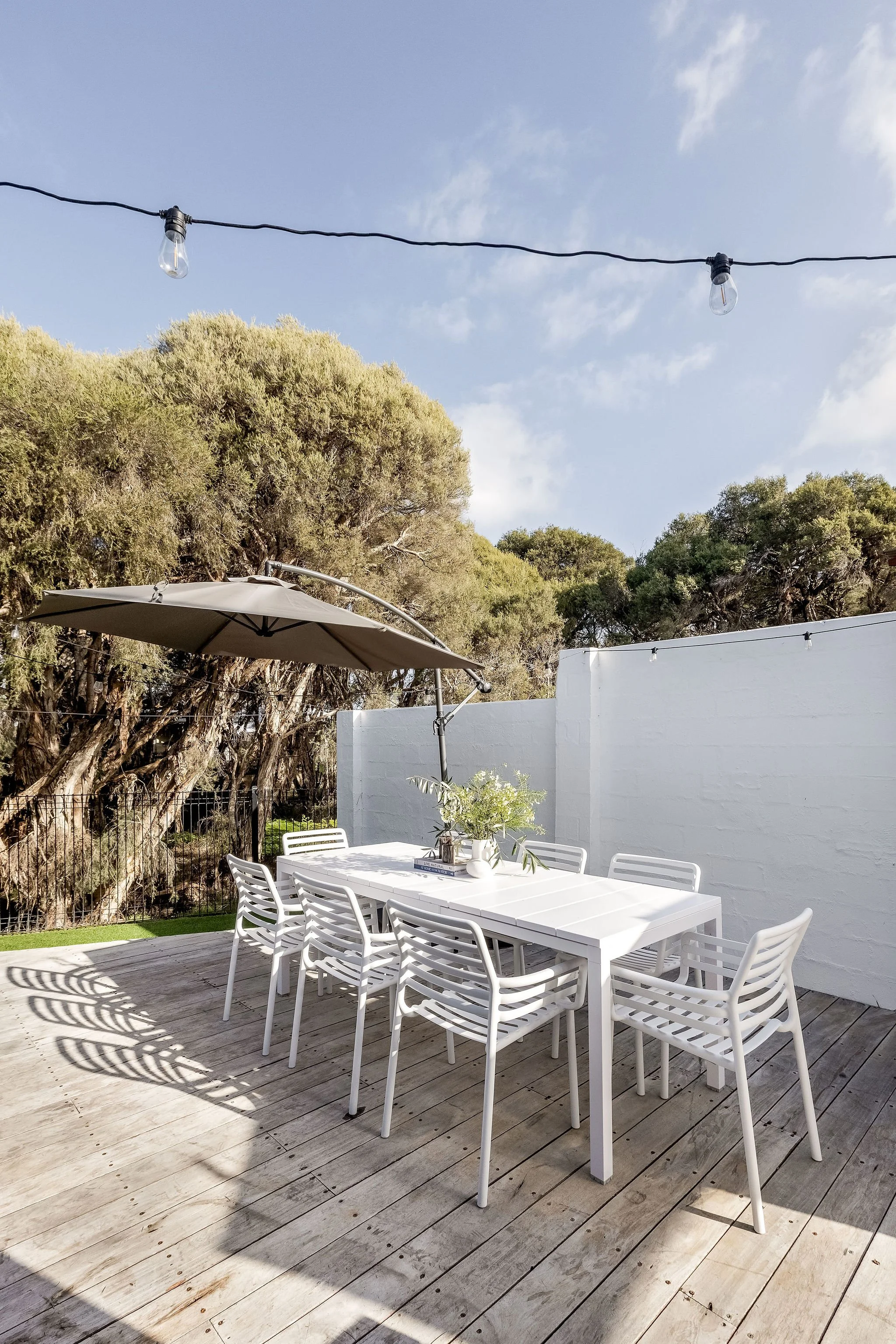 TarnView6_Externals_AlfrescoZone-2.jpg