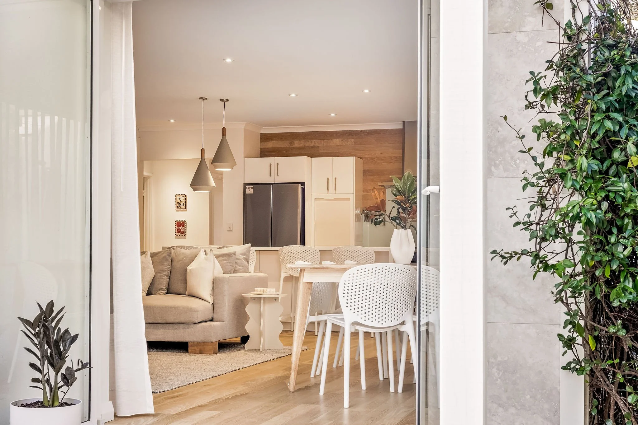 TarnView6_Living-4.jpg