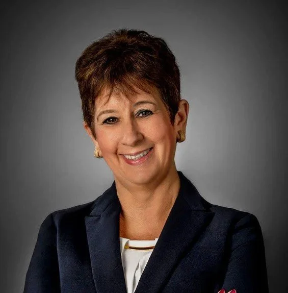 Terry Benzel corporate board member headshot by Karen Vaisman Photography — Westlake Village