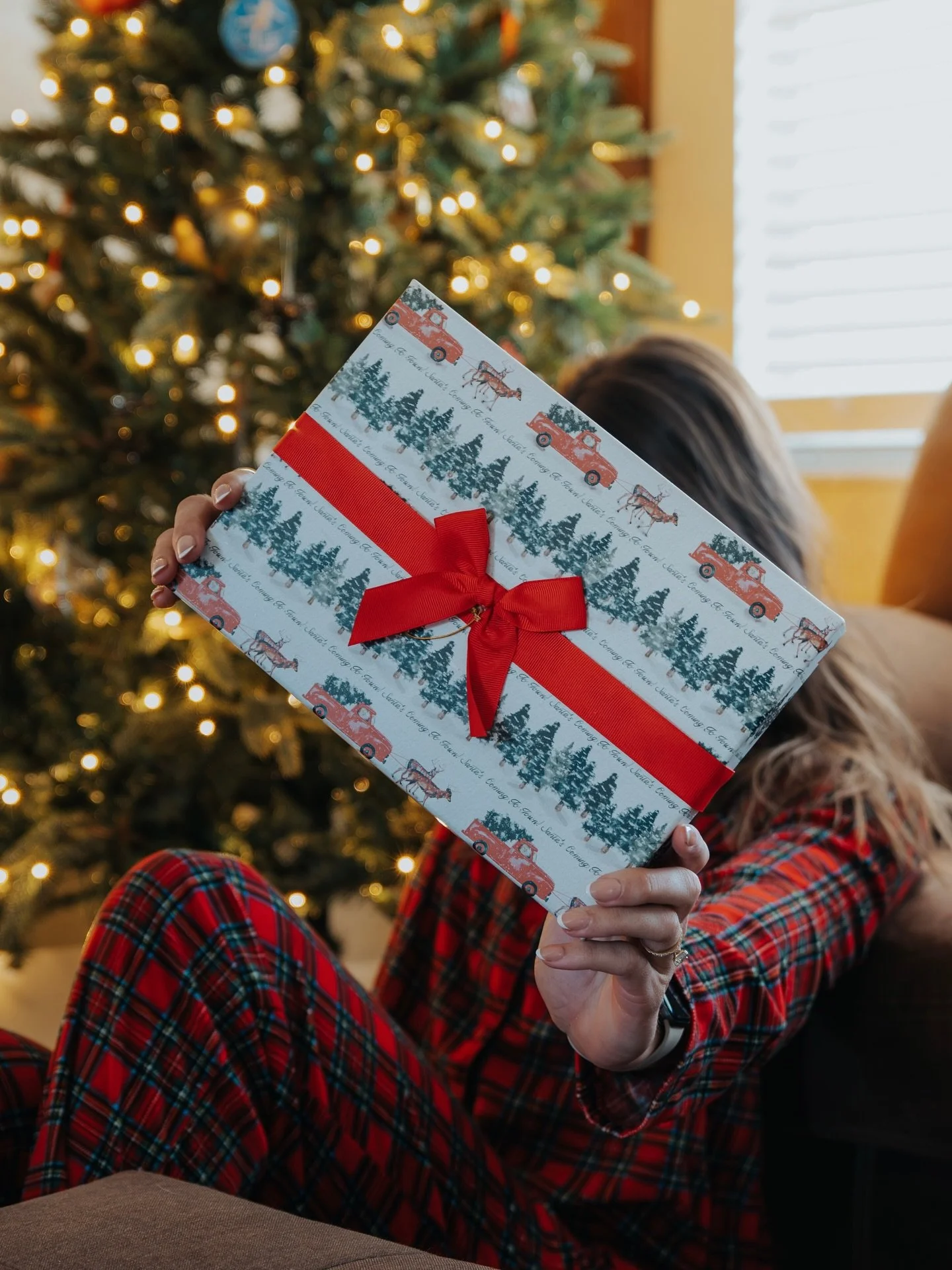 Merry Christmas Eve! As this year comes to a close, I&rsquo;m feeling incredibly thankful for every client who trusted me to capture their memories, and for my family and friends who have supported me through every step of this photography journey.

