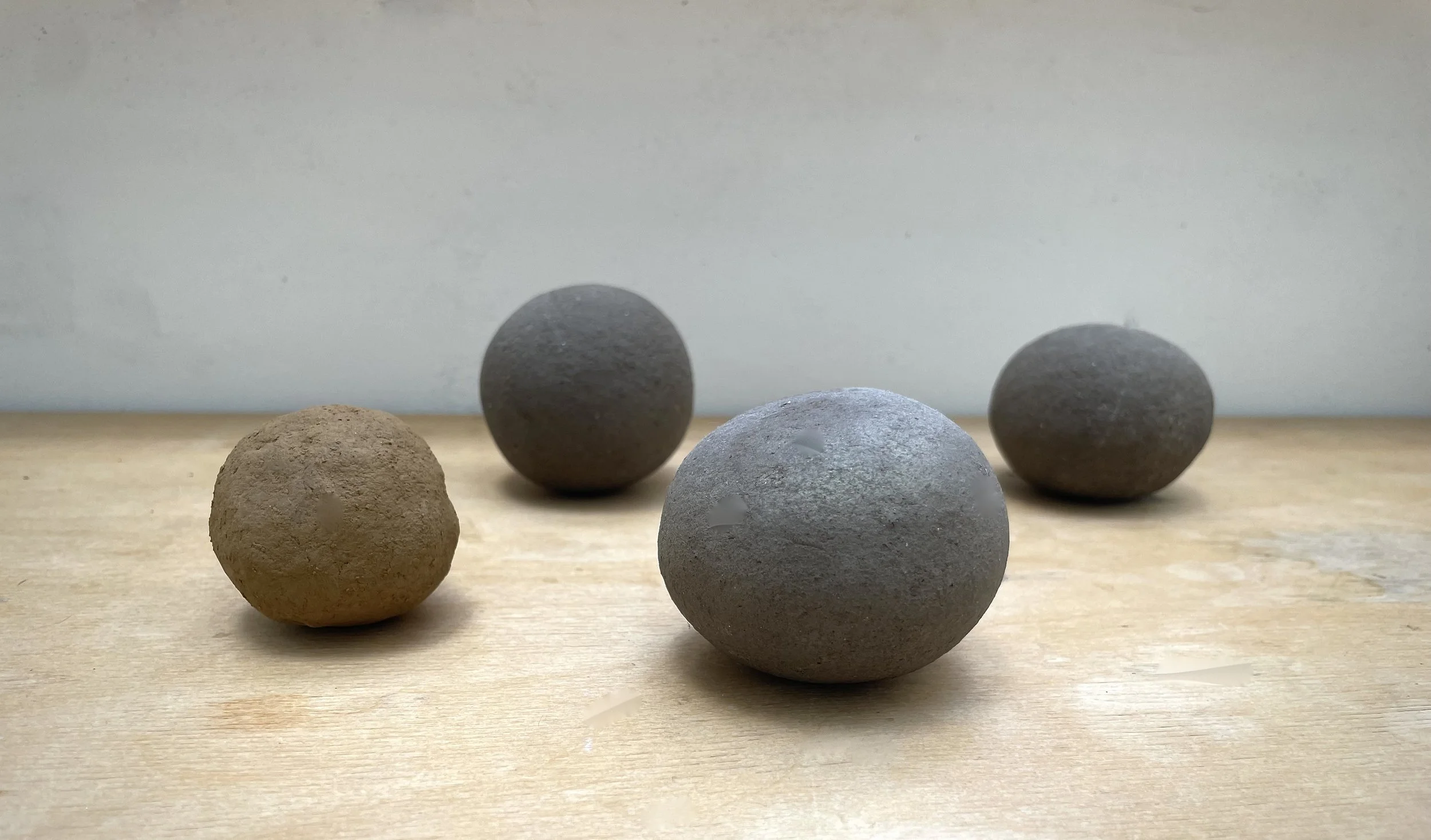 Dorodango mud balls by Vivienne Schadinsky