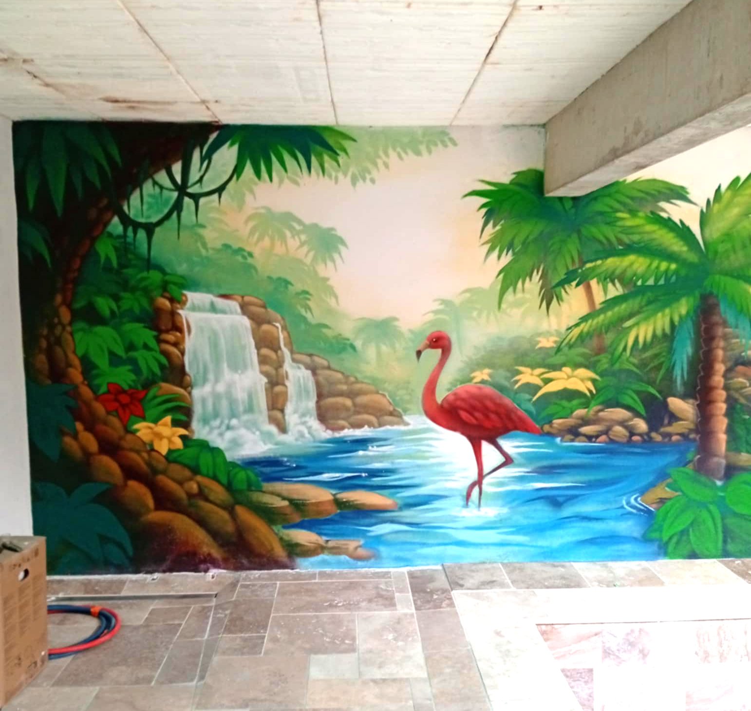 Décoration d'une piscine privée.