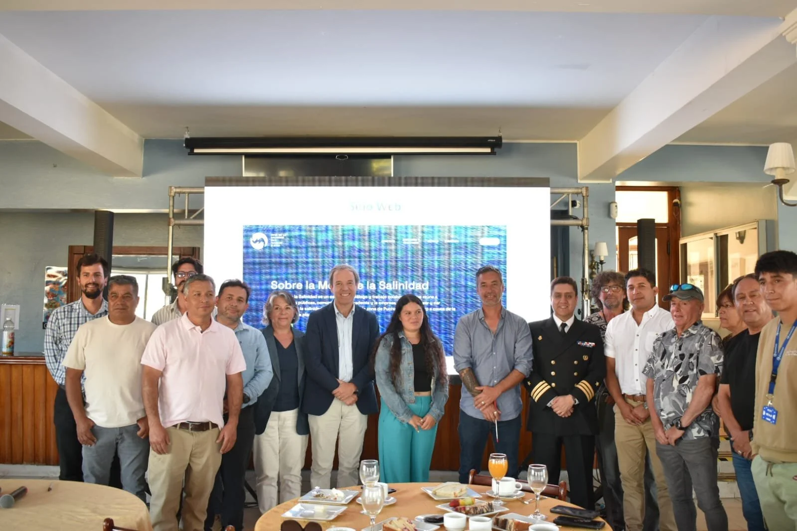 Mesa de la Salinidad lanza sitio web para transparentar mediciones en la bahía de Quintero