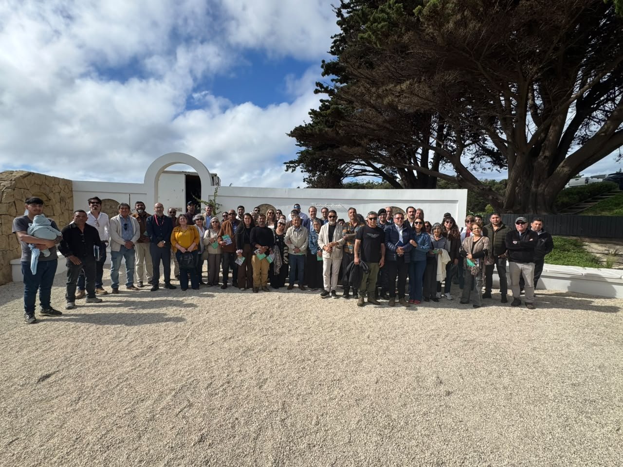 Participantes de la jornada de presentación de la línea base de salinidad de la bahía de Quintero-Puchuncaví.