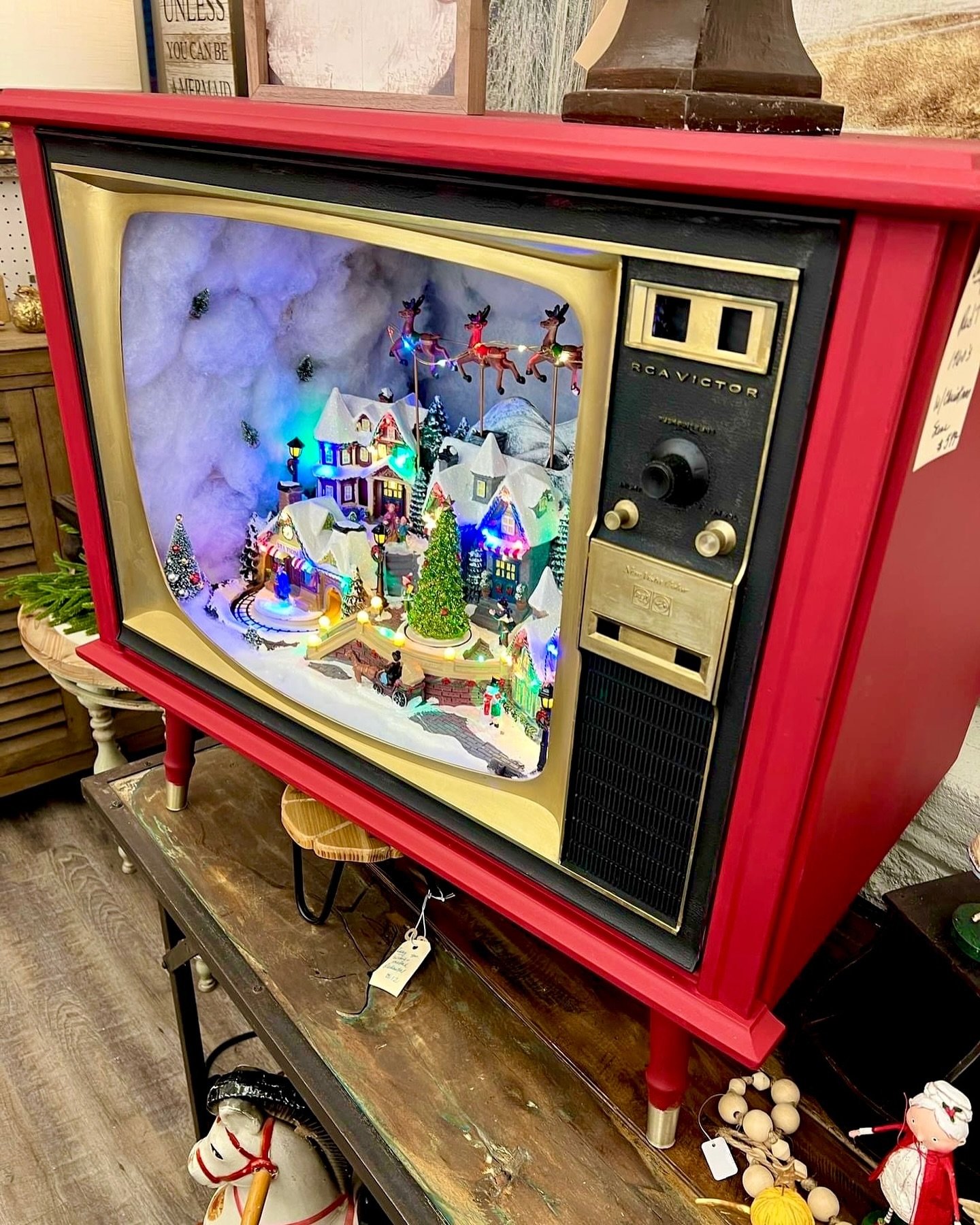 β¨IT’S DEALER’S CHOICE NOVEMBER 18, 2024 π£ Be sure to catch Stories to see this incredible lineup!!!
Q - π€WHAT IS DEALER’S CHOICE? ππΌ
A - DC is our weekly digital catalog that features some of the newest and best at The Queen i