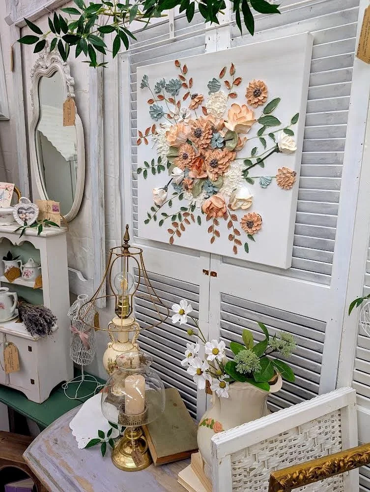 🤔 Bare walls after the holidays? We&rsquo;ve got WALL ART this week that brings the magic back, baby!! Hustle your way to the Buford Queen to pick up these stunning options 🕺🏼

Contact the store directly at 678-714-0643 to reserve anything you see