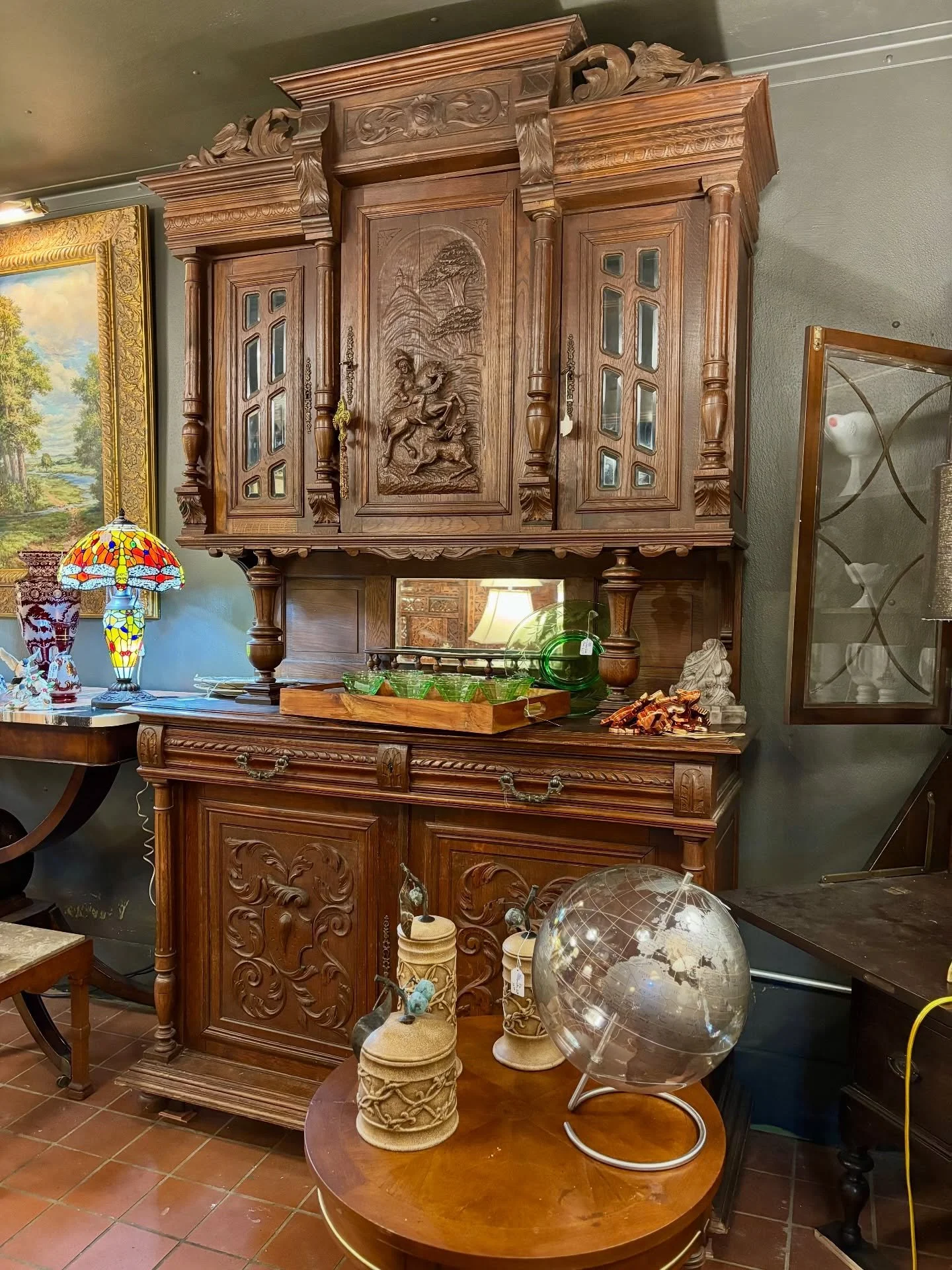 MARIETTA 👀✨ it&rsquo;s your night. Statement Piece Week concludes tonight and Marietta is bringing the WOW.

We&rsquo;re talking large scale, room defining, can&rsquo;t miss pieces that instantly elevate your space. The kind you redesign a whole roo