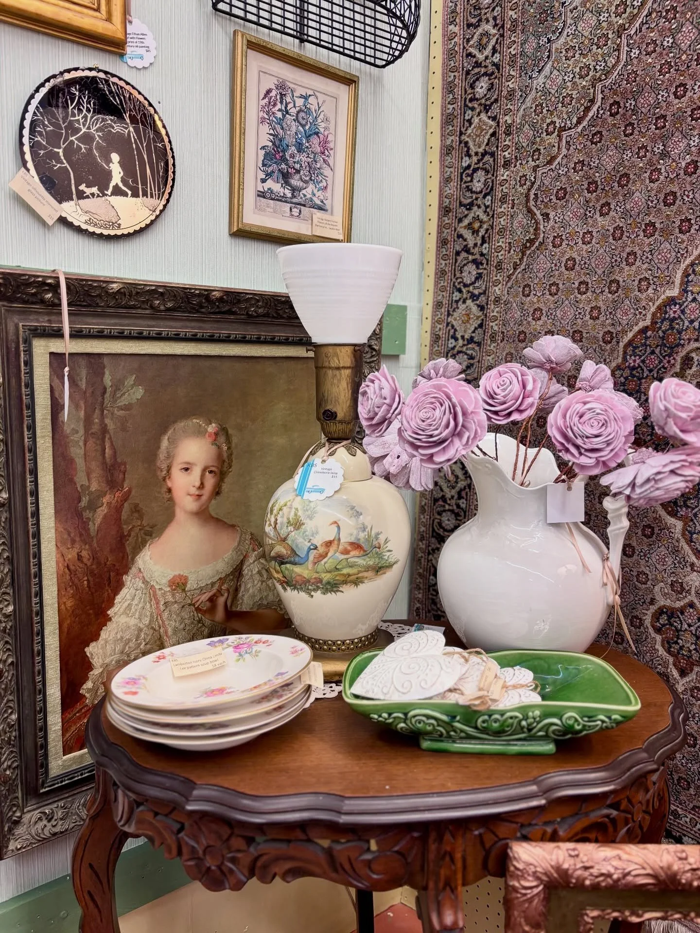 MARIETTA is bringing a softer side of Victorian romance this week&hellip; 🌸 Delicate floral fabrics, classic Victorian artwork, and dreamy white French country accents are setting the scene for something light, layered, and quietly romantic.

Dealer