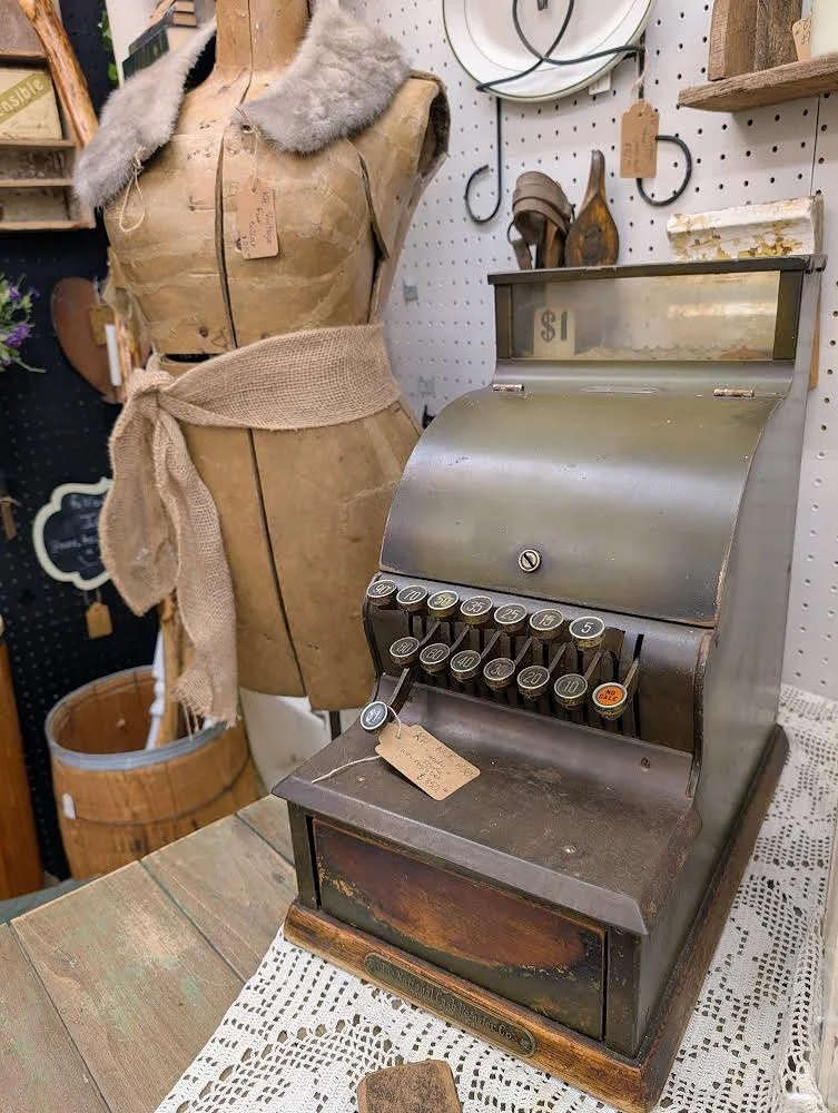 🤩 BUFORD IS STARTING OFF THE WEEK WITH AUTHENTIC ANTIQUES THEME 🤎

There&rsquo;s just something about the real thing.

Pieces that have lived full lives&hellip;
Solid wood with a story to tell&hellip;
Patina you simply can&rsquo;t recreate&hellip;
