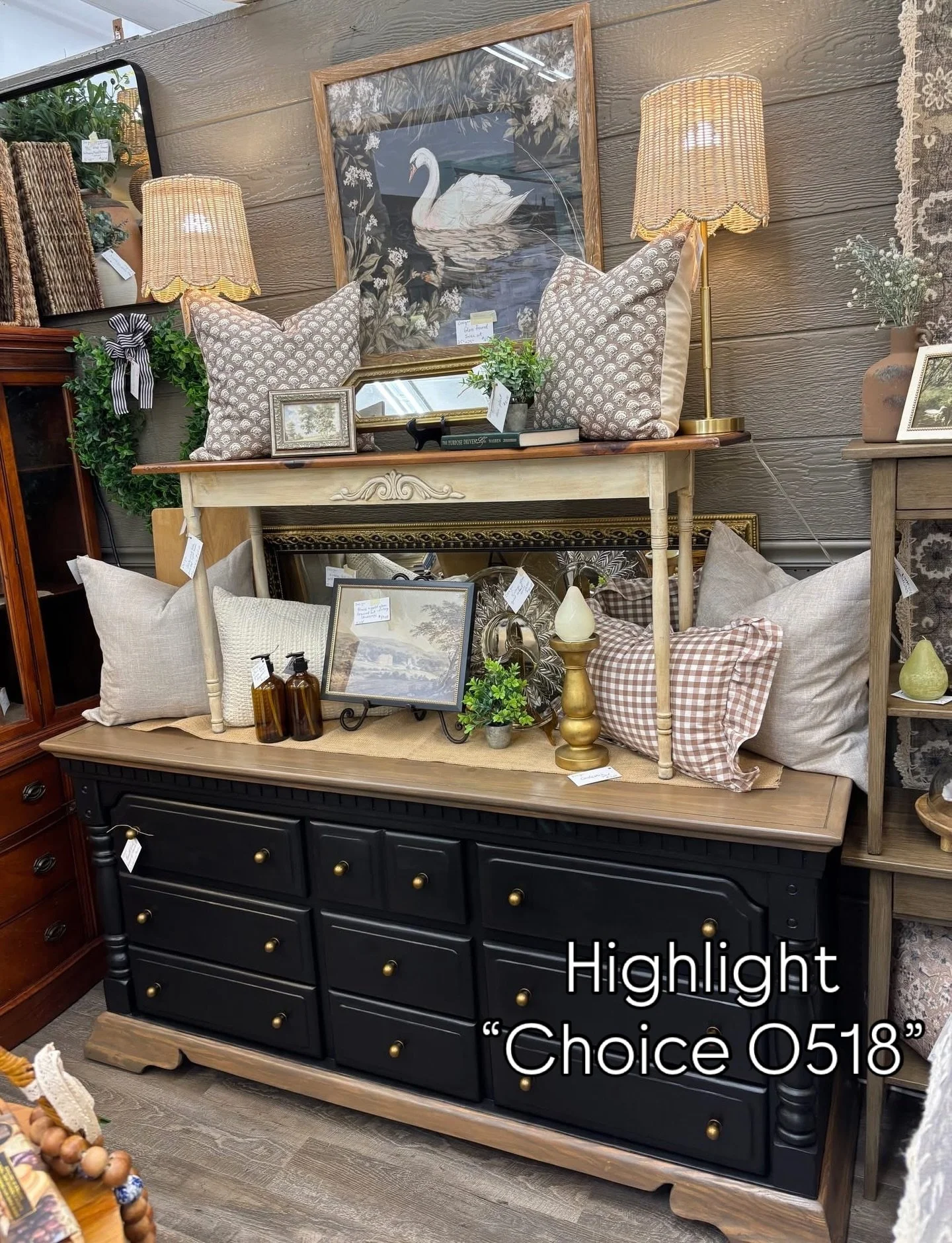 ❤️ It&rsquo;s Dealer&rsquo;s Choice Night! 📣 Your weekly first look at some of the newest, best, and most swoon worthy finds at The Queen 👑 May 18, 2026

✨ What is Dealer&rsquo;s Choice? ⬇️
It&rsquo;s our weekly digital catalog featuring hand picke