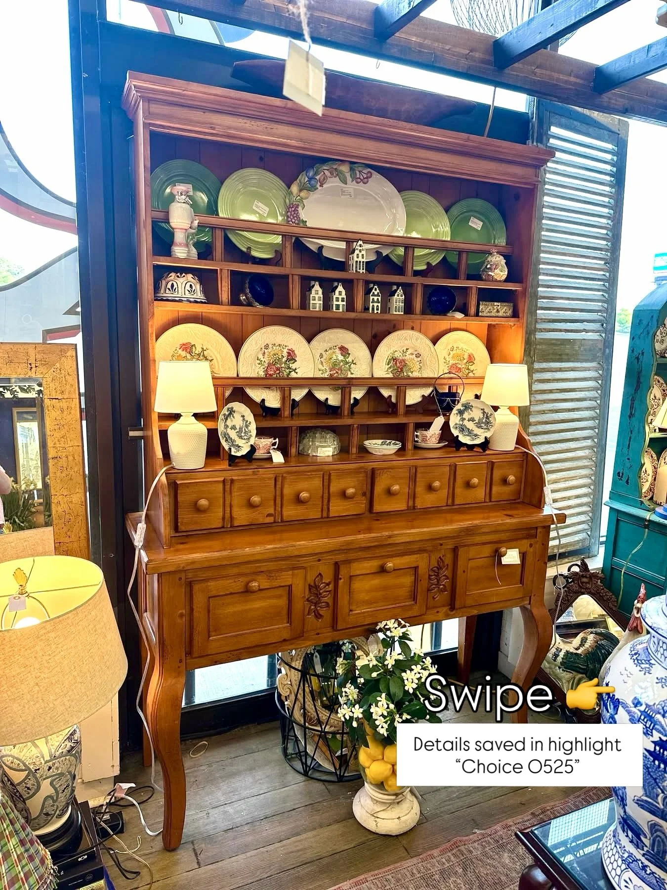 ❤️ It&rsquo;s Dealer&rsquo;s Choice Night! 📣 Your weekly first look at some of the newest, best, and most swoon worthy finds at The Queen 👑 May 25, 2026

✨ What is Dealer&rsquo;s Choice? ⬇️
It&rsquo;s our weekly digital catalog featuring hand picke