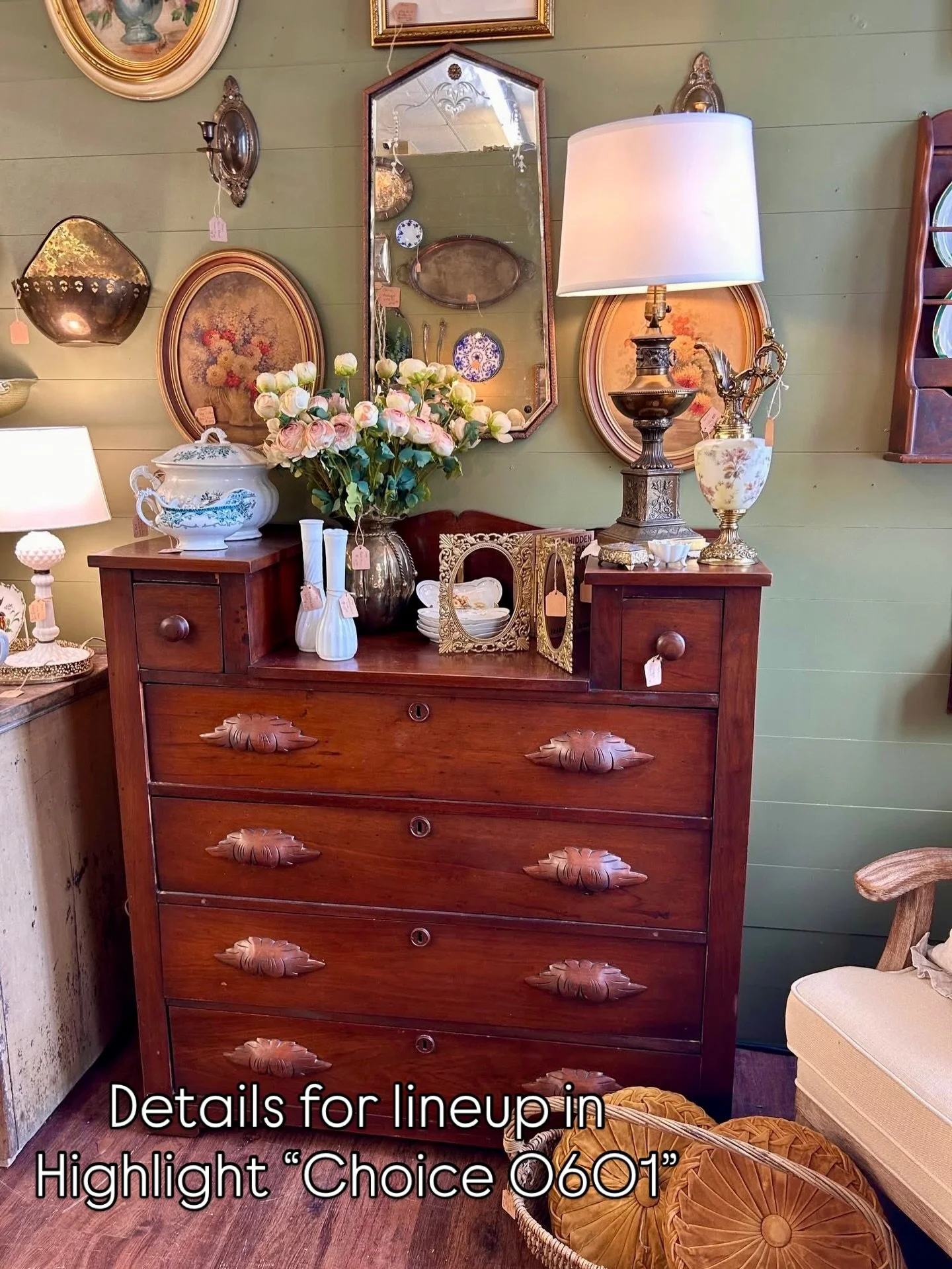 ❤️ It&rsquo;s Dealer&rsquo;s Choice Night! 📣 Your weekly first look at some of the newest, best, and most swoon worthy finds at The Queen 👑 June 1, 2026

✨ What is Dealer&rsquo;s Choice? ⬇️
It&rsquo;s our weekly digital catalog featuring hand picke