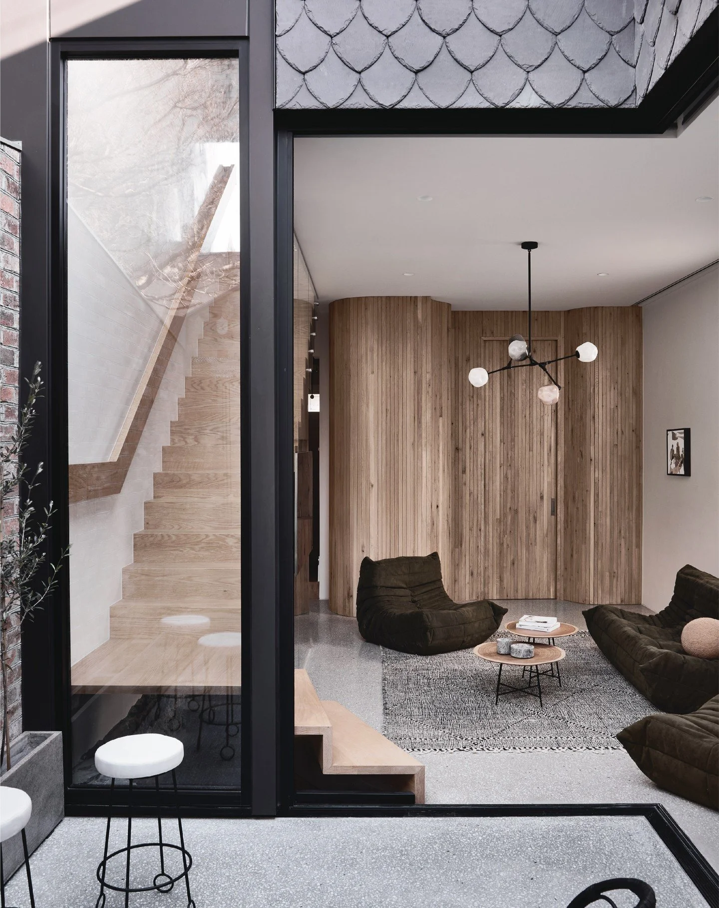 Il Nido House, Carlton North 2/3

Photography by @dylanjamesphoto
Styled by @karenbochnikstylist
Built by @belartebuilding
.
.
.
.
.
.
#melbourne #melbournearchitecture #carlton #architectureaustralia #melbournehomes #australiandesign #architectureph