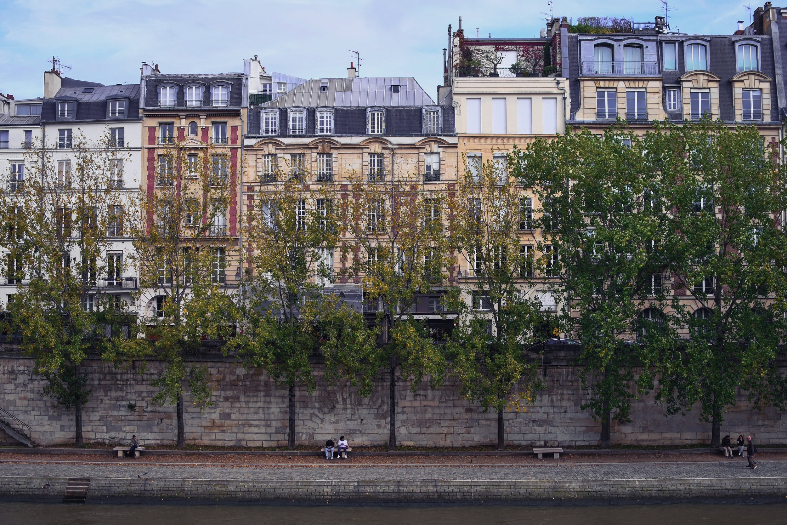 PARIS, FR
