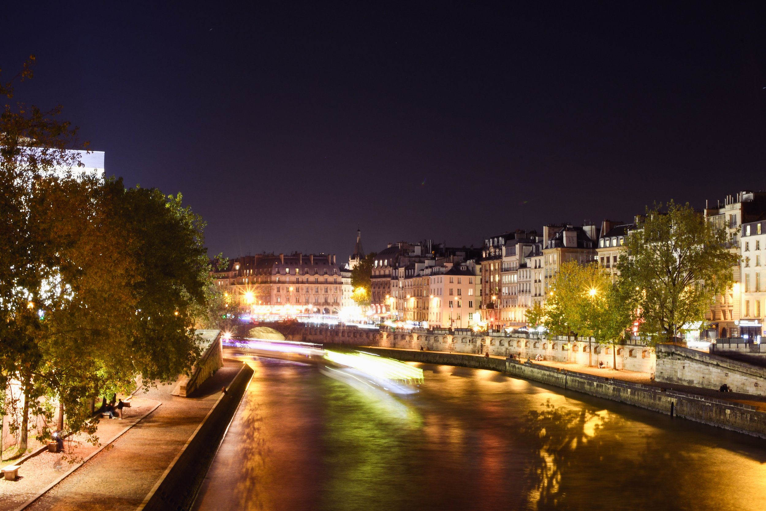 PARIS, FR