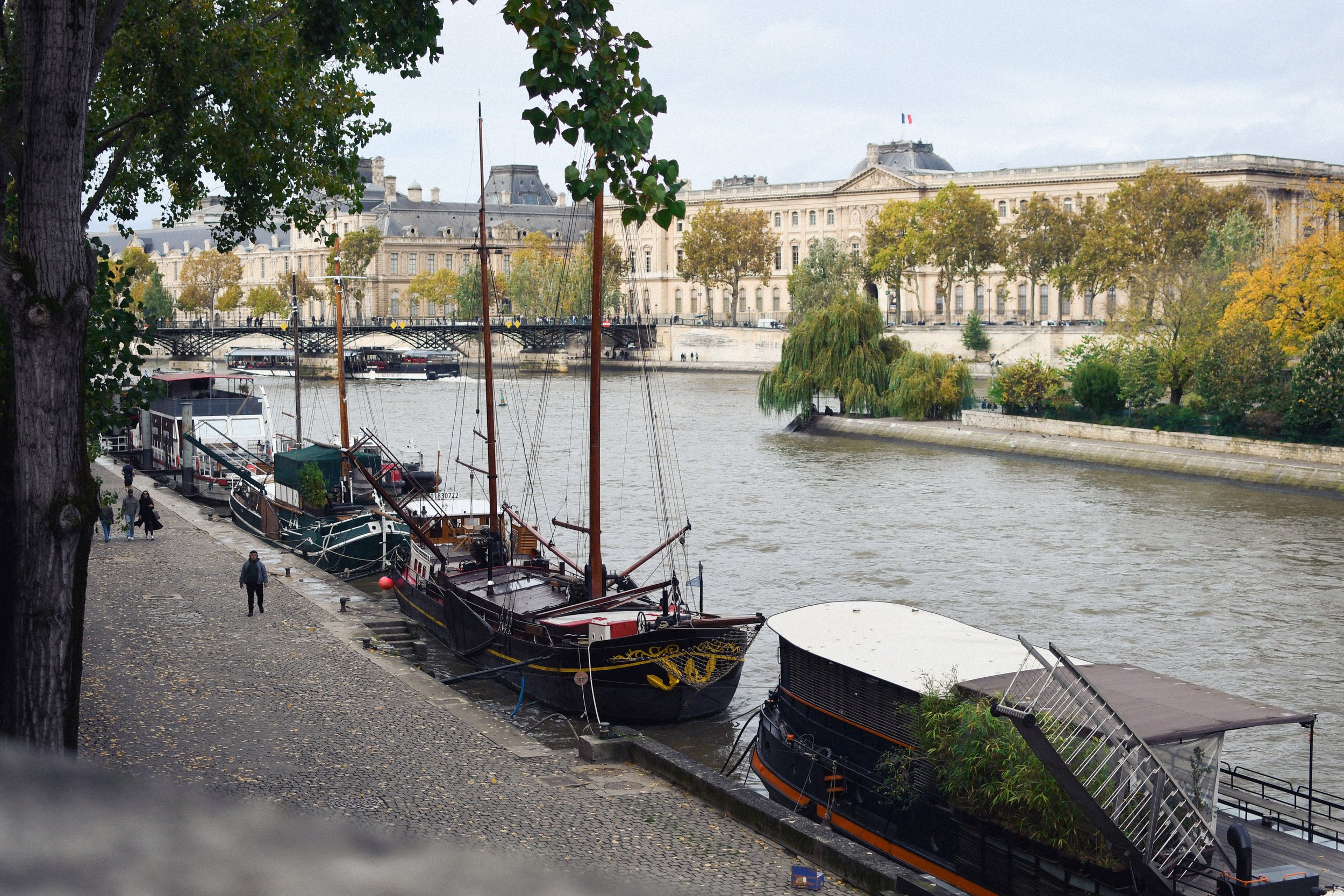 PARIS, FR
