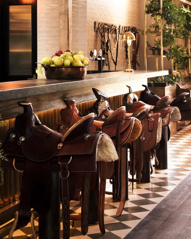One night. Five courses. A whole lot of truffle.

Join us at Saddles Mount White on Tuesday 23 June for an intimate winter degustation in partnership with Lowe Family Wines, with winemaker David Lowe joining us at the table.

Expect seasonal produce,
