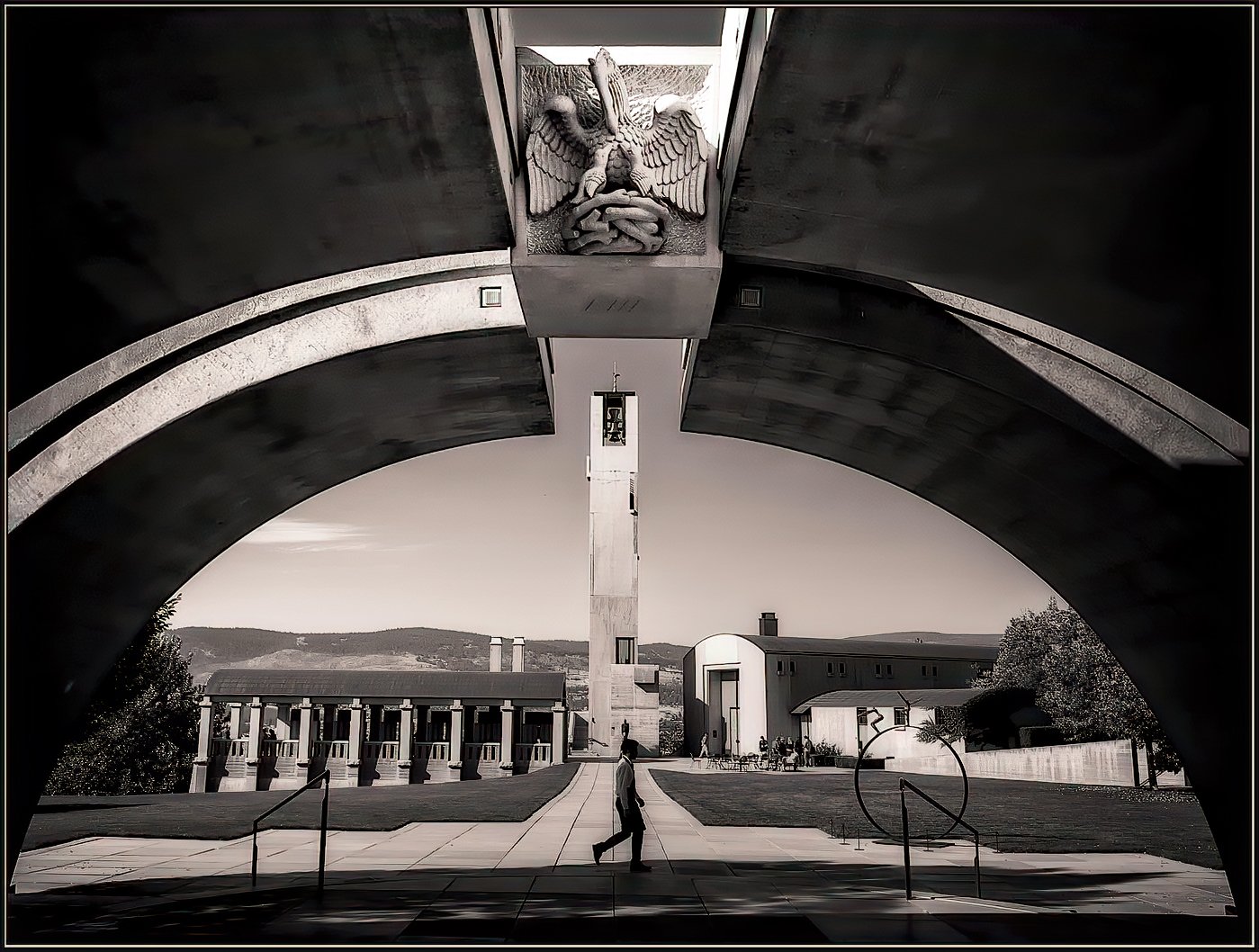 2015. In Perfect Balance. Honourable Mention. Architectural | Amateur. 9th Annual International Color Awards