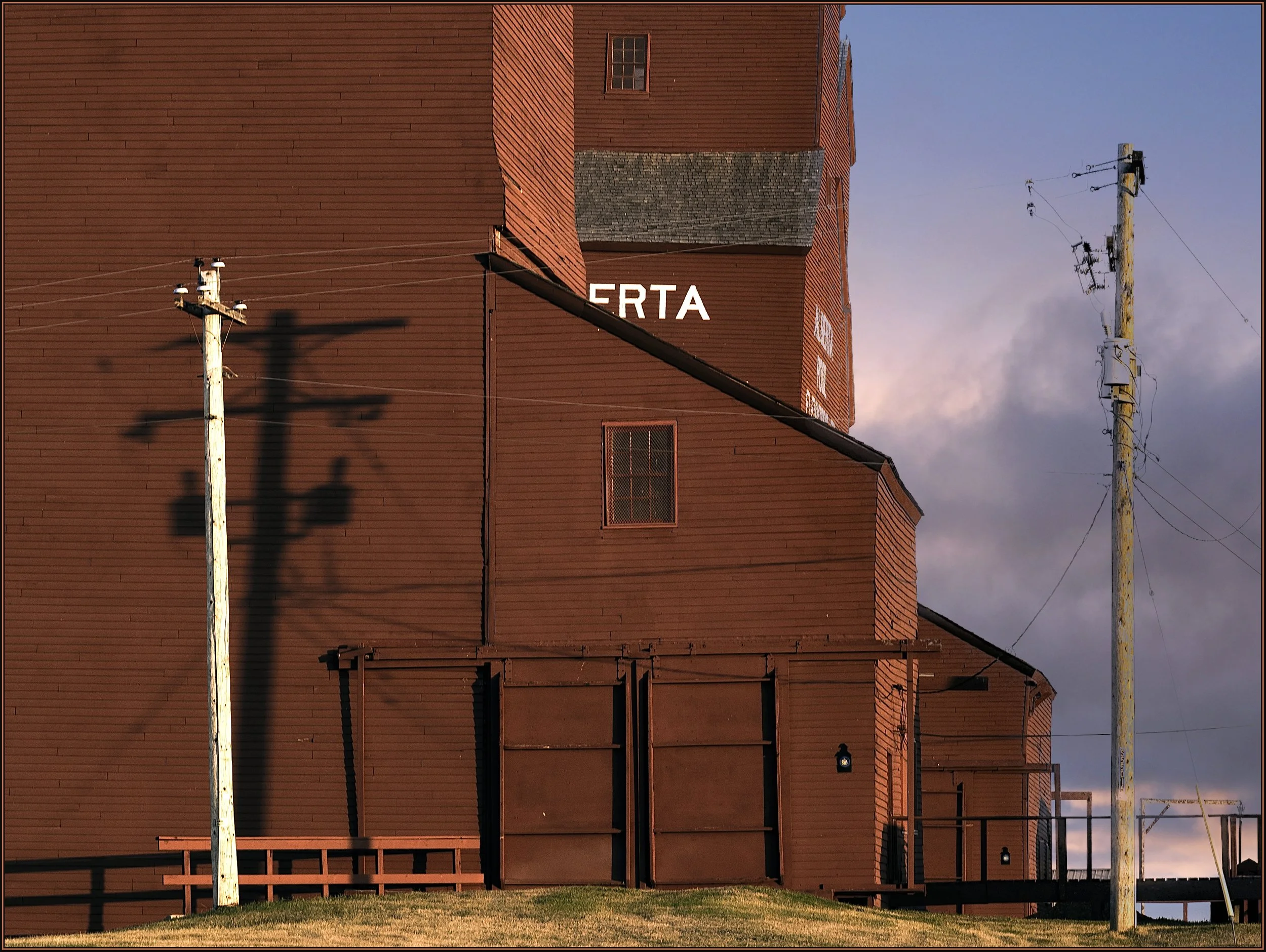 2018. Me and My Shadow. Honourable Mention. Americana | Amateur. 12th Annual International Color Awards