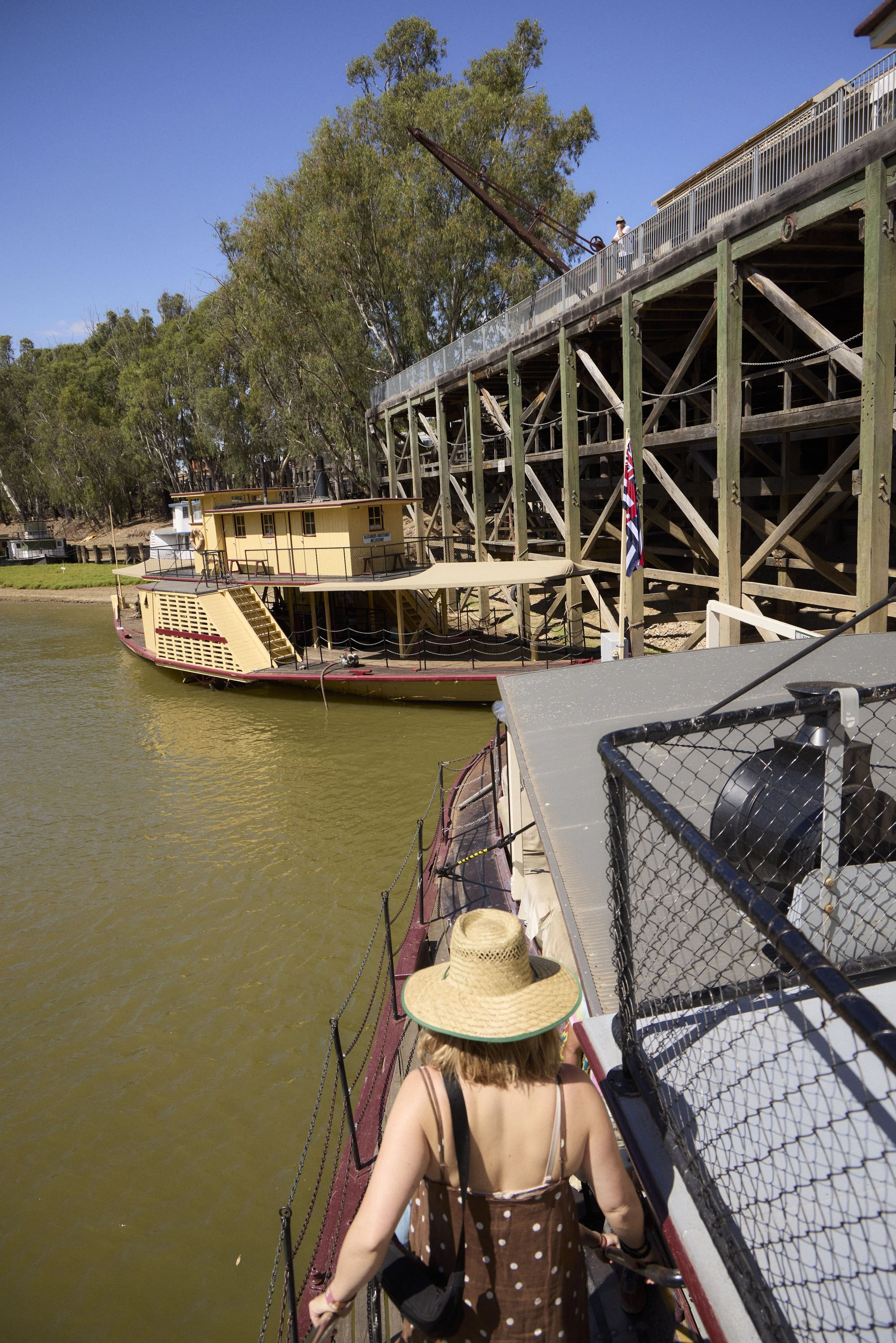 Riverboats - Sunday - 07.jpg