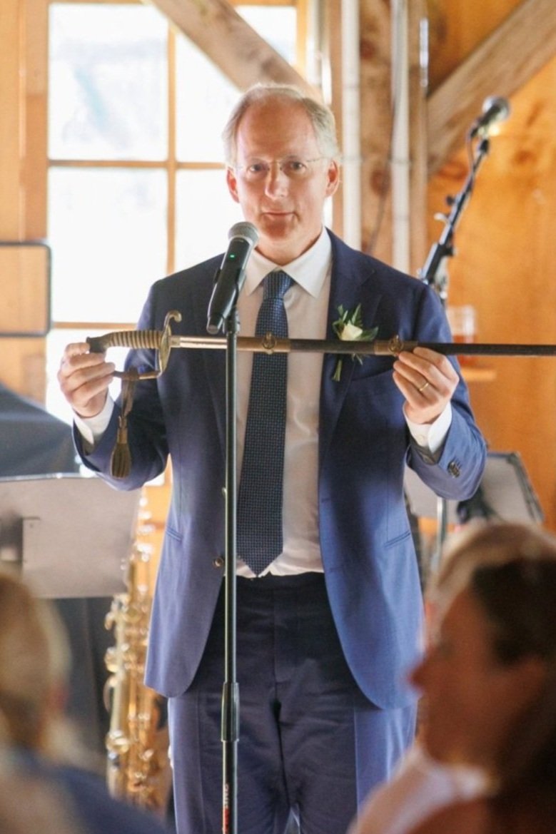 Toasting%252Bto%252Bthe%252BHistory%252Bof%252Bthe%252BSword%252Bin%252BCutting%252BWedding%252BCakes.jpg