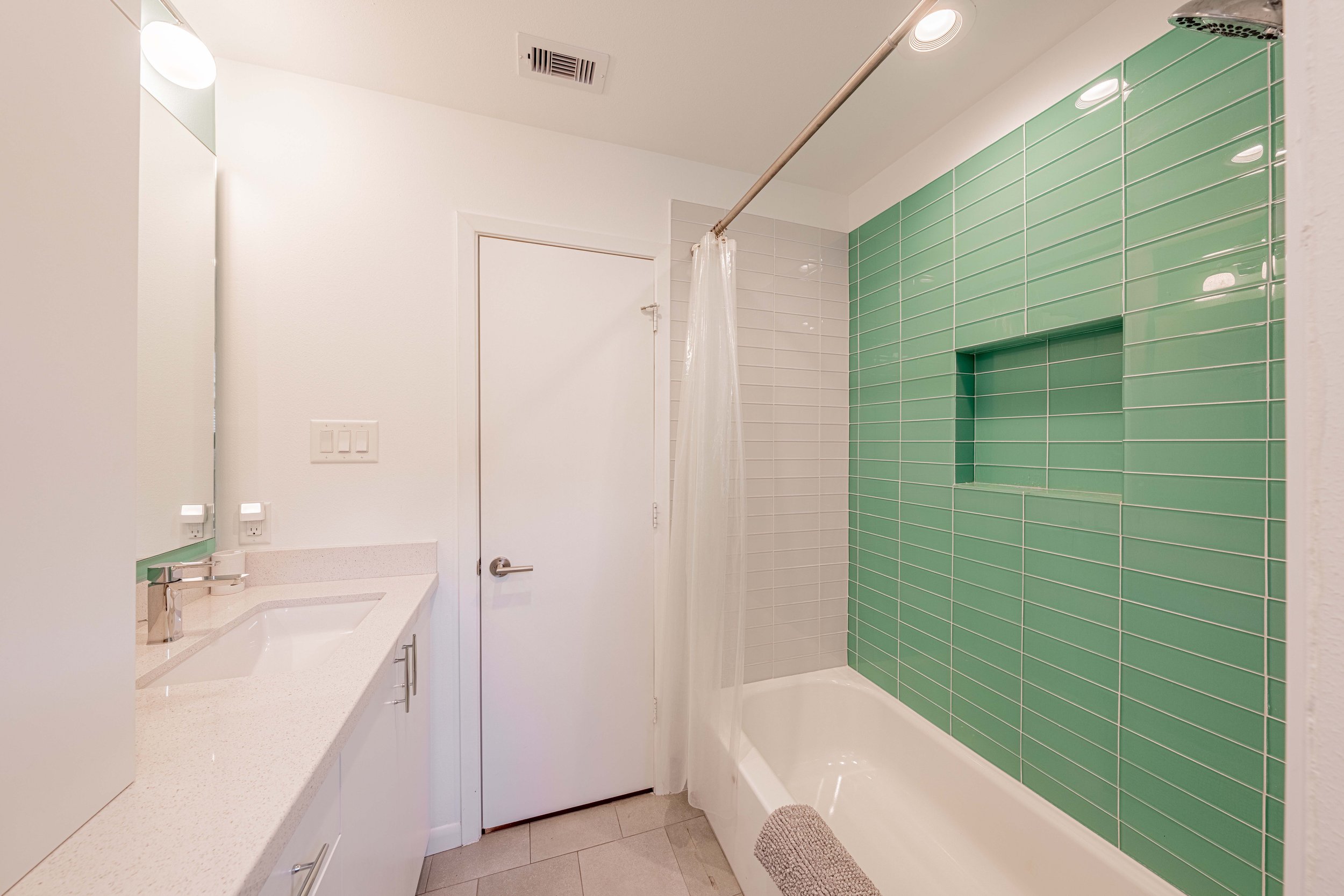 A1A04723-HDR.jpg