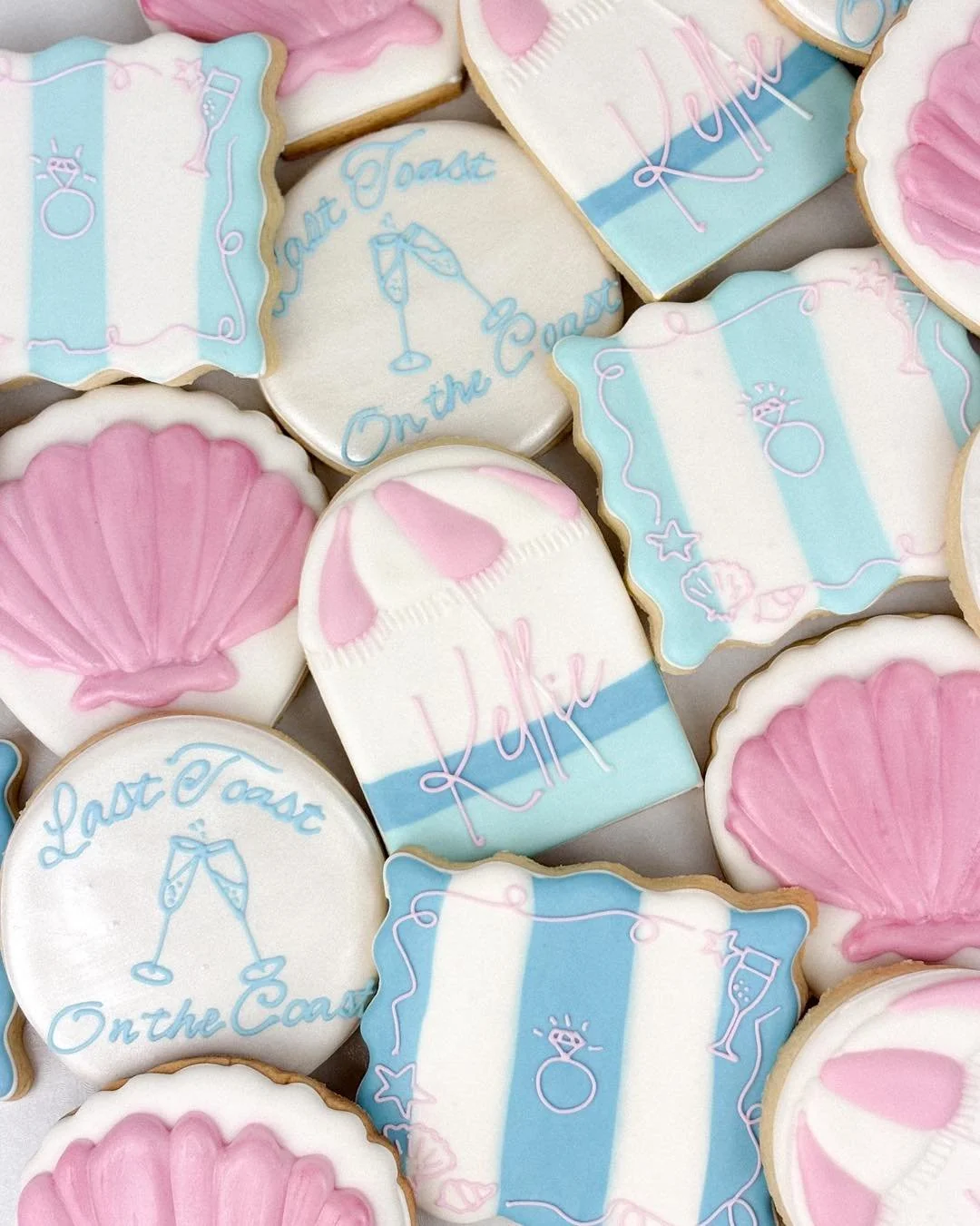 🐚 Bachelorette trip cookies 🐚 

#decoratedcookies  #cookies