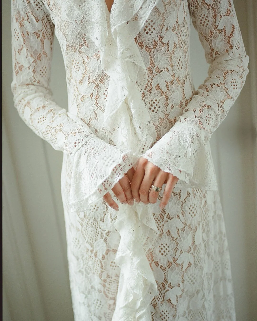 Joy, captured in its most effortless form by @amandapoolphoto