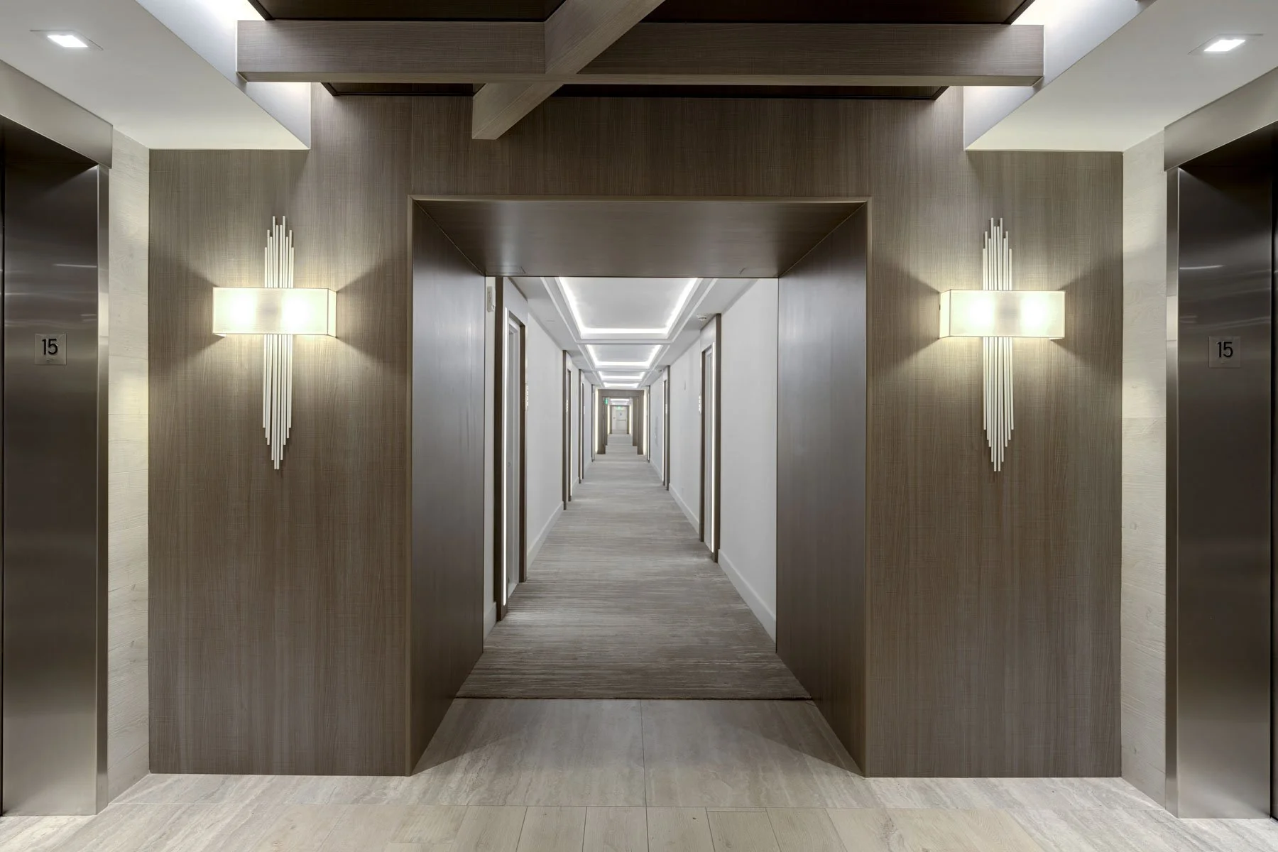 2301 Collins Ave_1oakstudios11.jpg