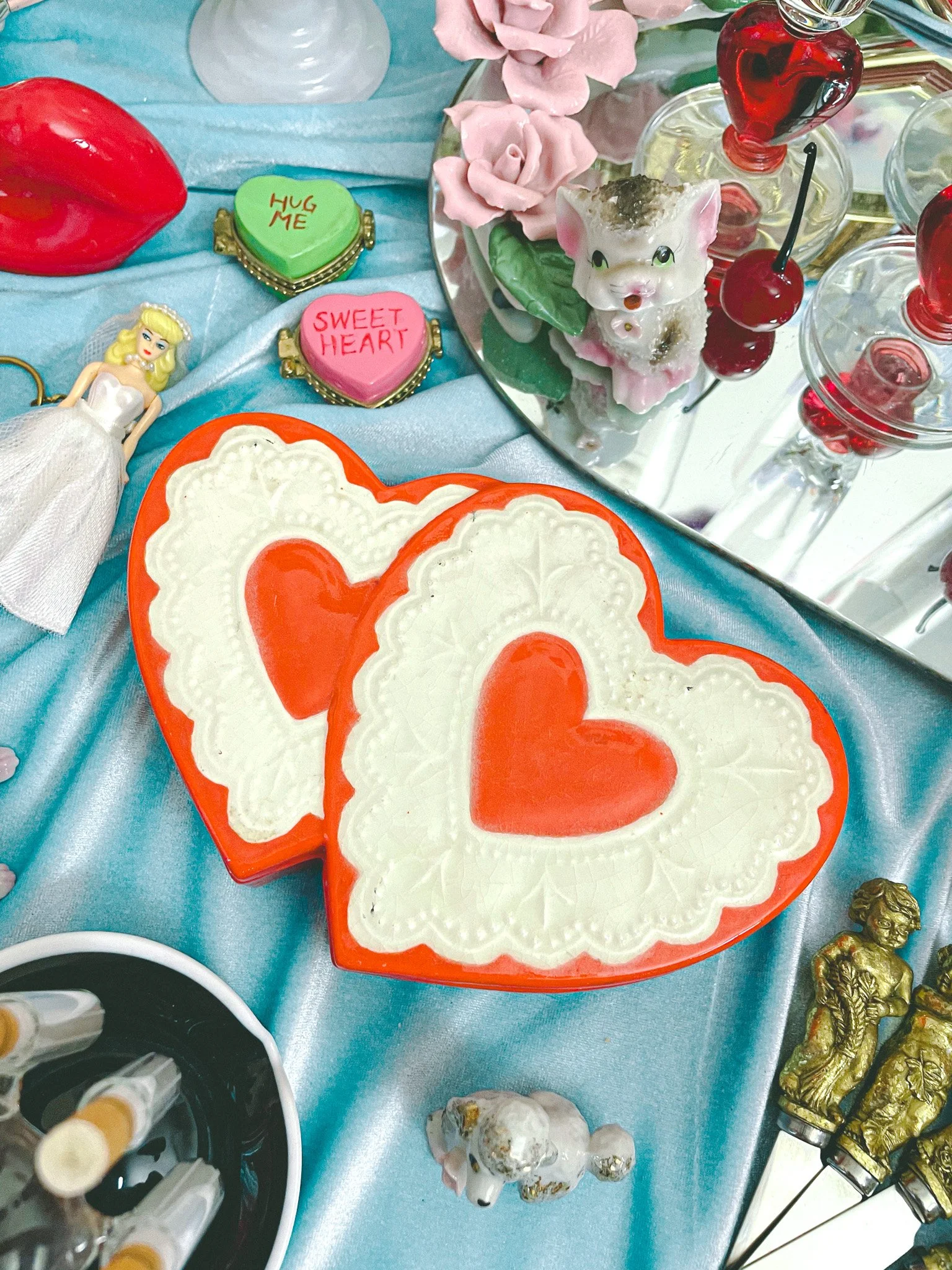 *NEW* ceramic double heart lidded trinket box