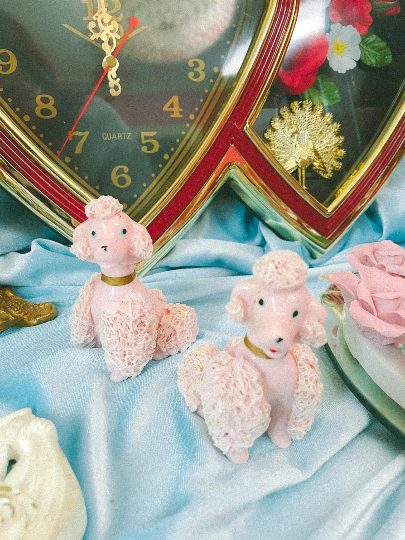 *NEW* spaghetti pink poodle salt & pepper shaker set