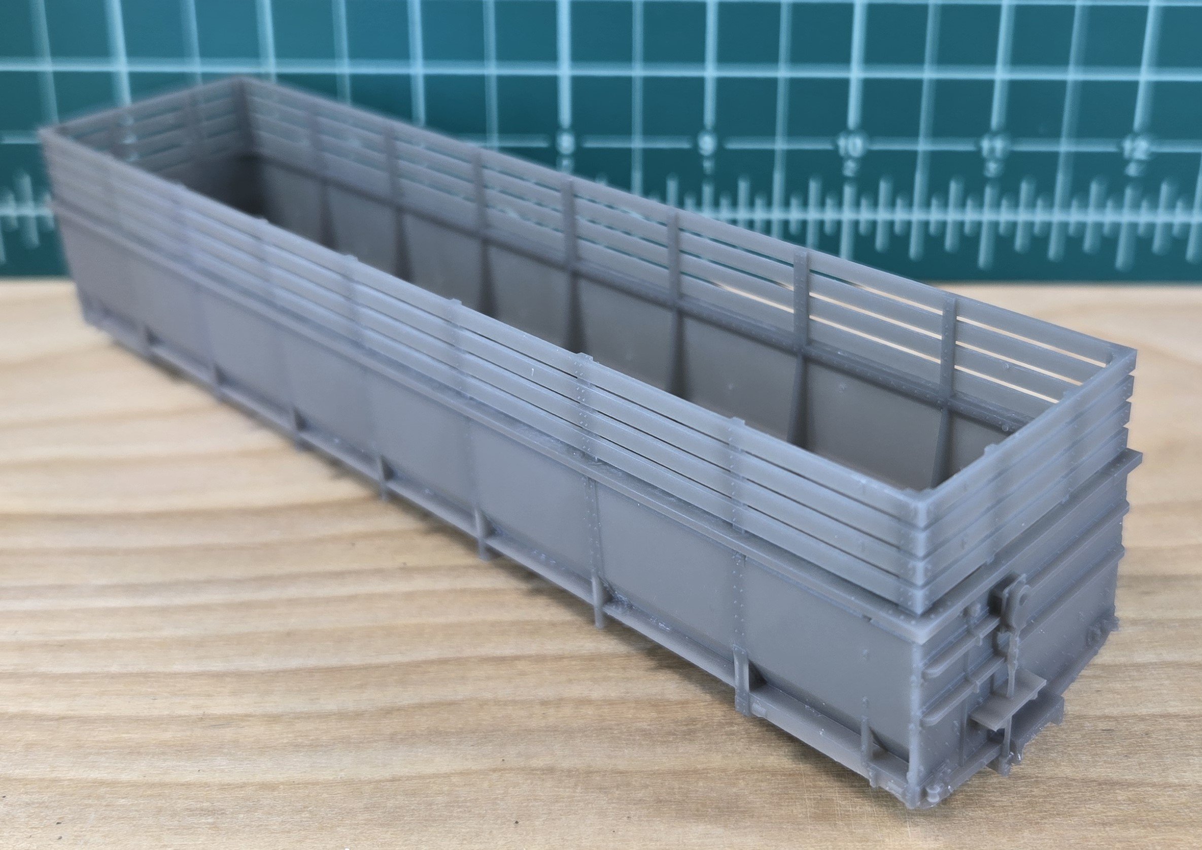 DRGW 70k Coke Rack WG Upper Iso.jpg