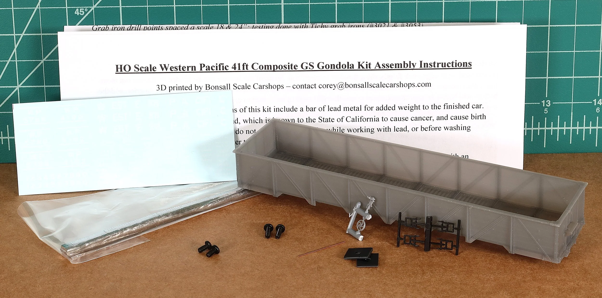HO Scale Western Pacific Composite 41ft 9in GS Gondola Kit