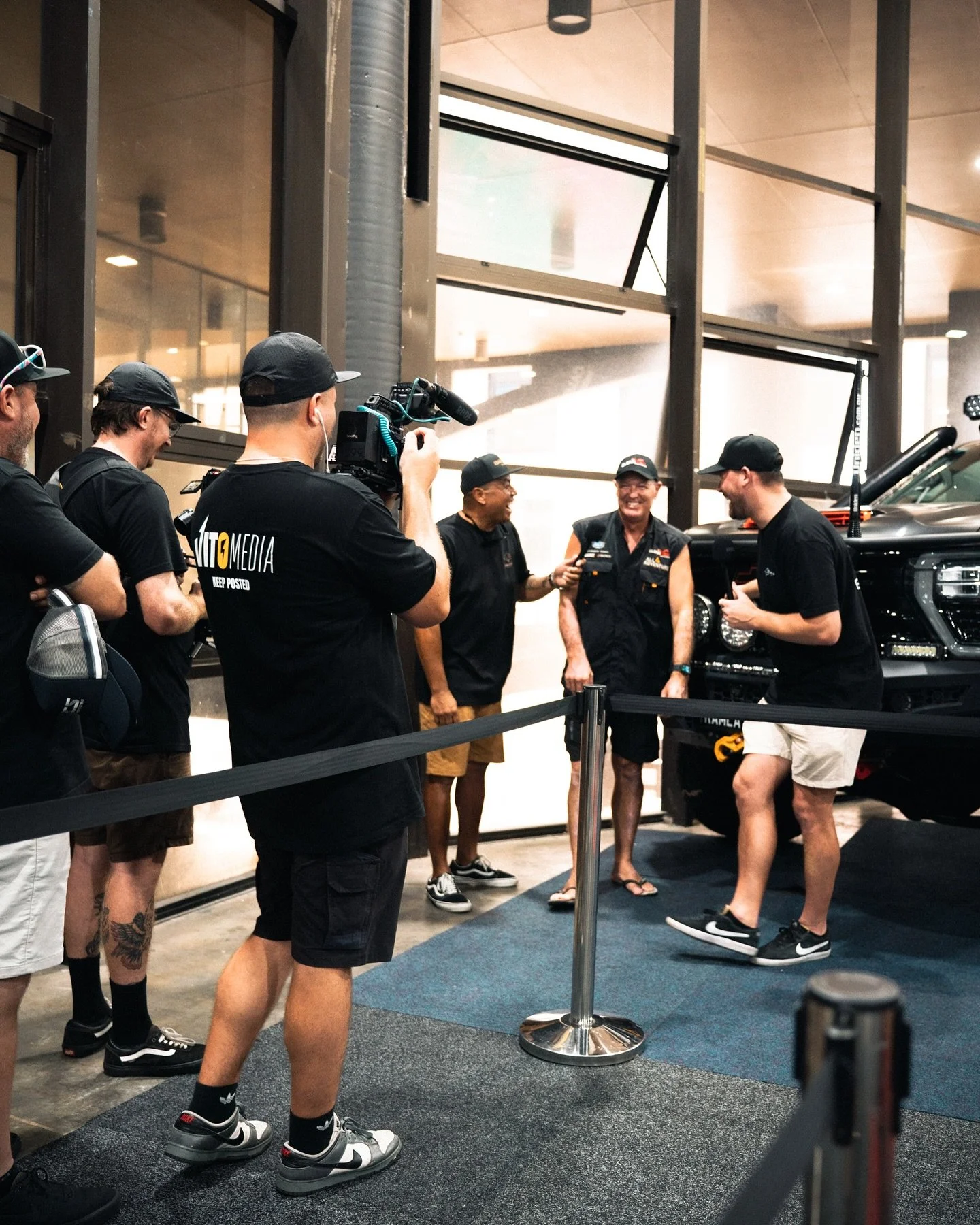 Bit of Deja vu on this post! ⚡️ Filming @all4adventure with @big.dog.builds 🤟🏼 

At the National @4x4show