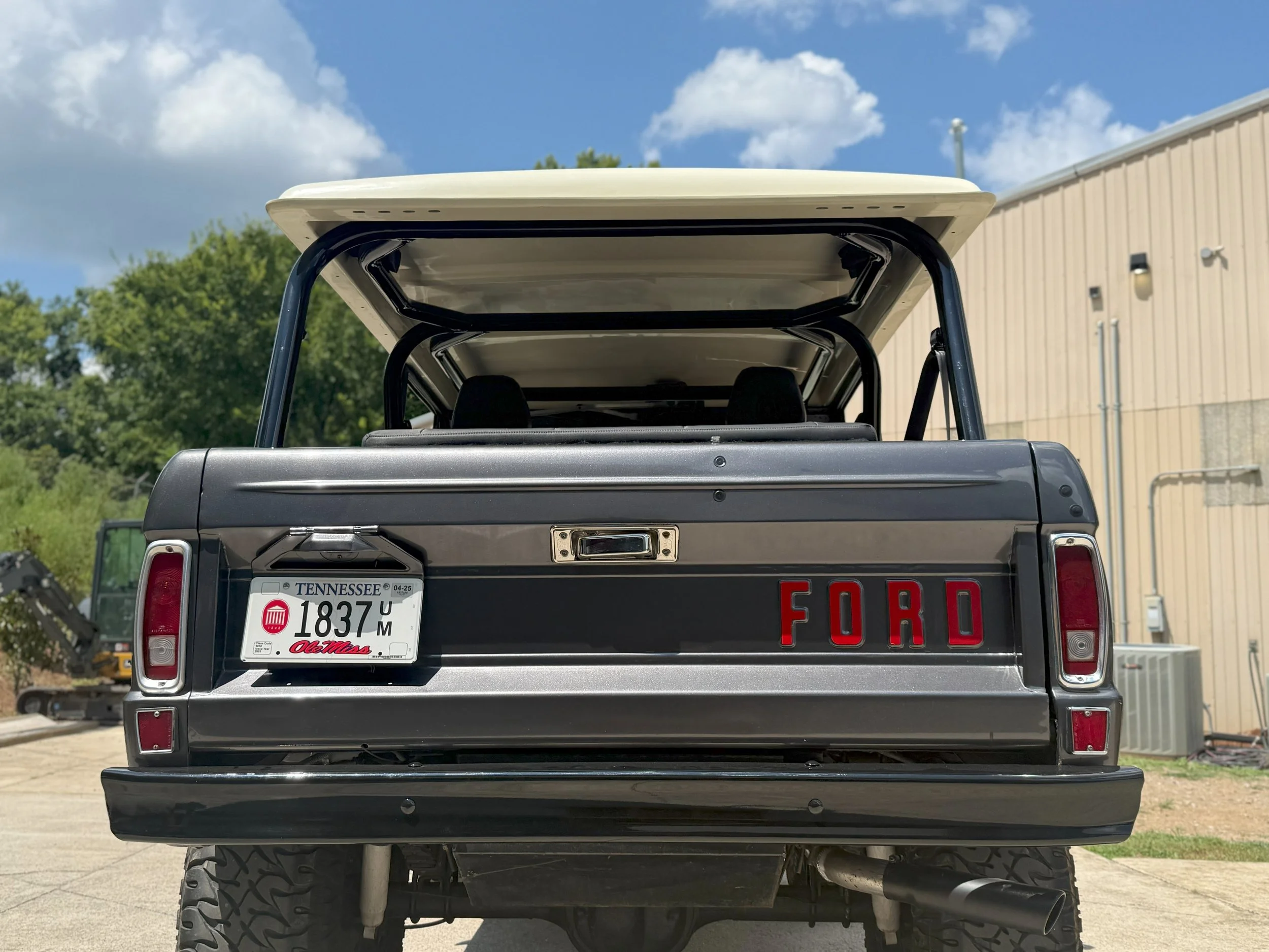 Mod Roof wimbledon rear on gray.jpg