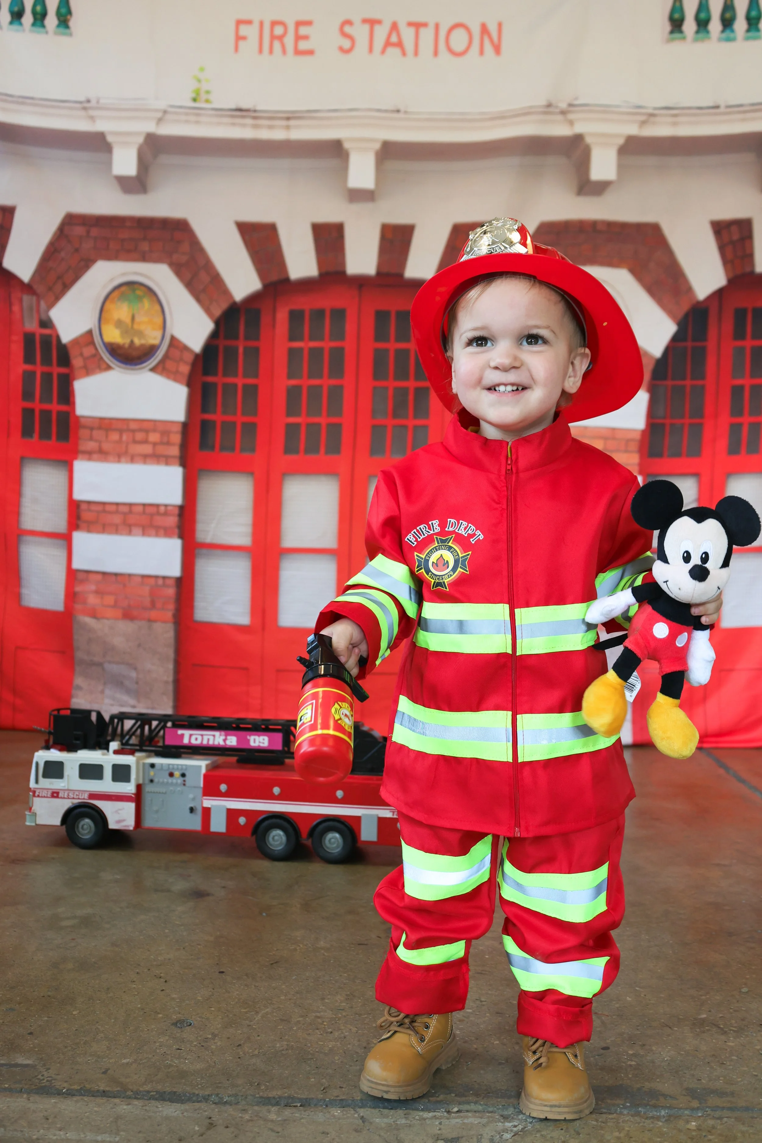 Ezra_s 2nd Bday d5-2.jpg
