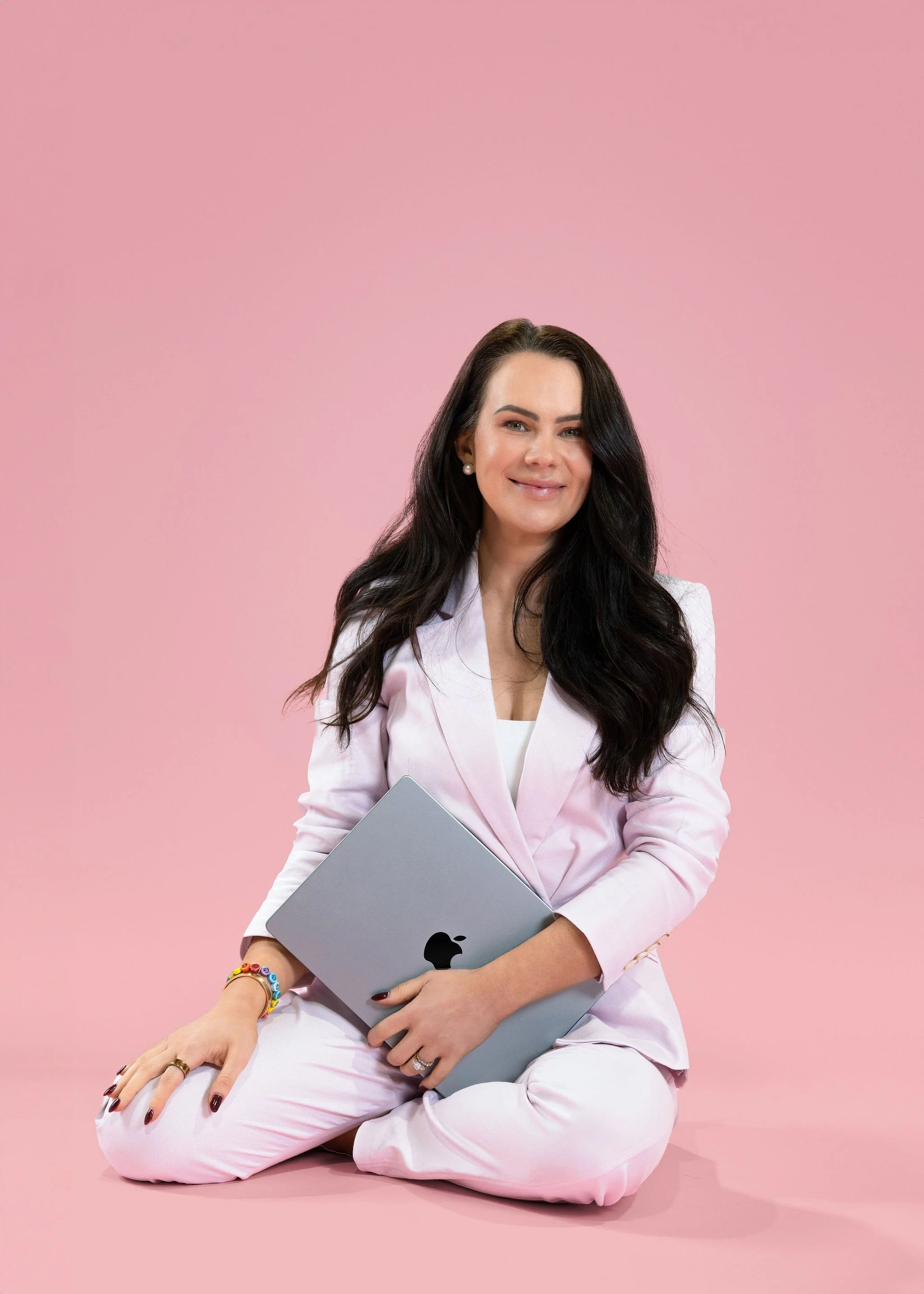 Why shopping pre-loved is a money win — Victoria Devine