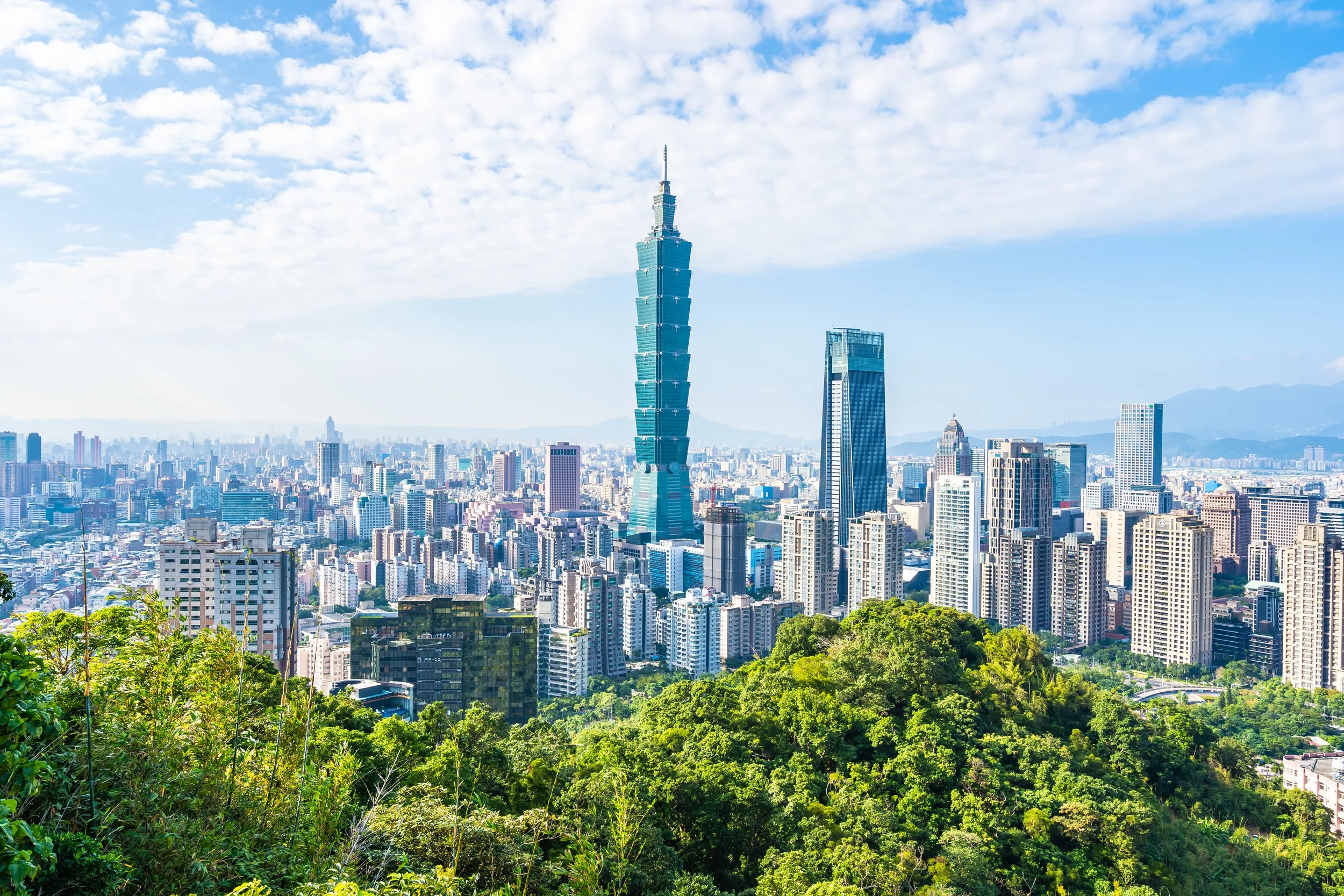 安眾律師事務所位於台北市中心，為企業提供專業的 IPO 與法律顧問諮詢服務