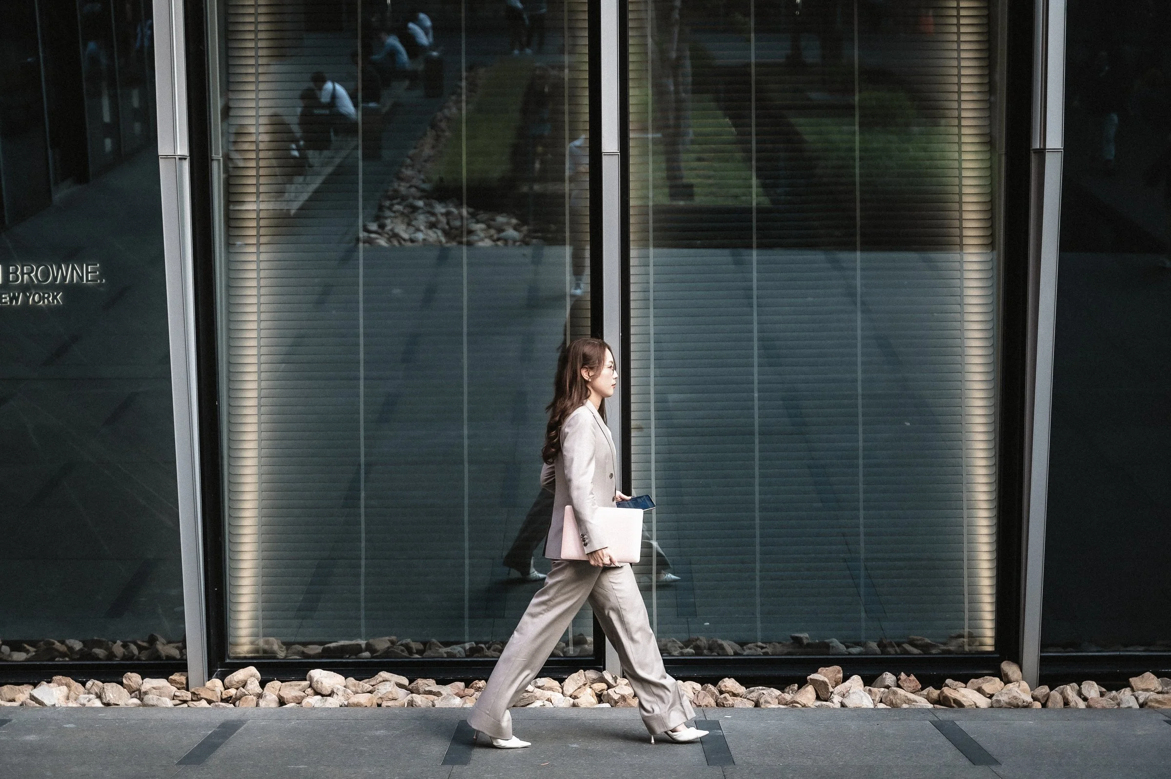 台北安眾律師事務所主持律師張婉婷，為企業提供 IPO 及法律顧問服務