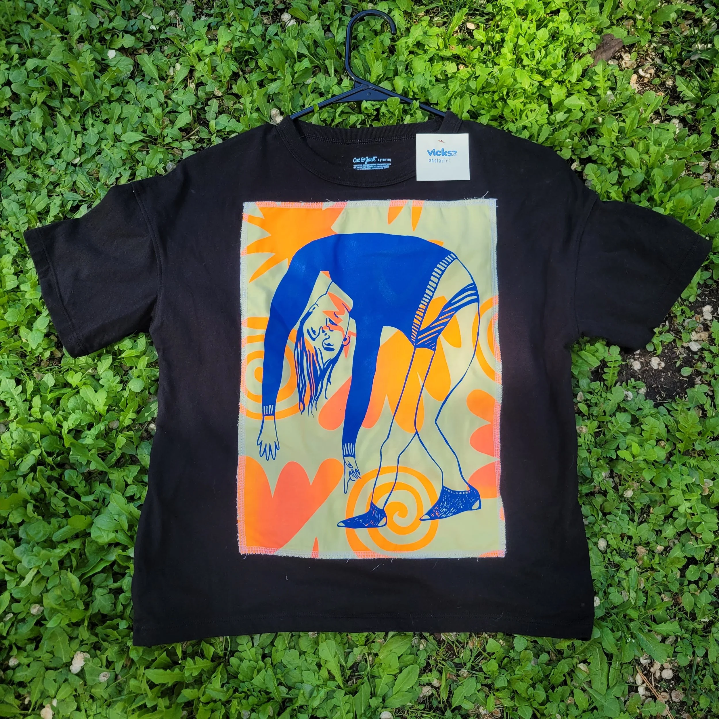 Black Upcycled T-shirt - size L