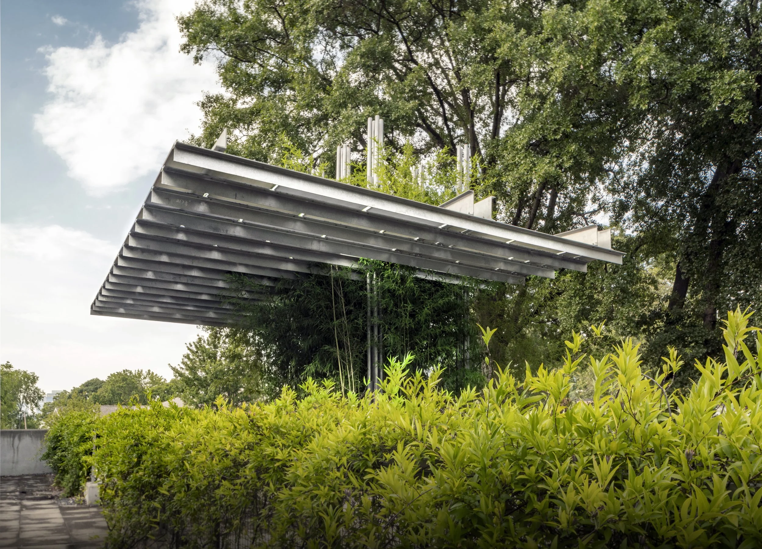   HINMAN CTYD. PAVILION
   A floating canopy that encloses the plaza | 2017-2020 |