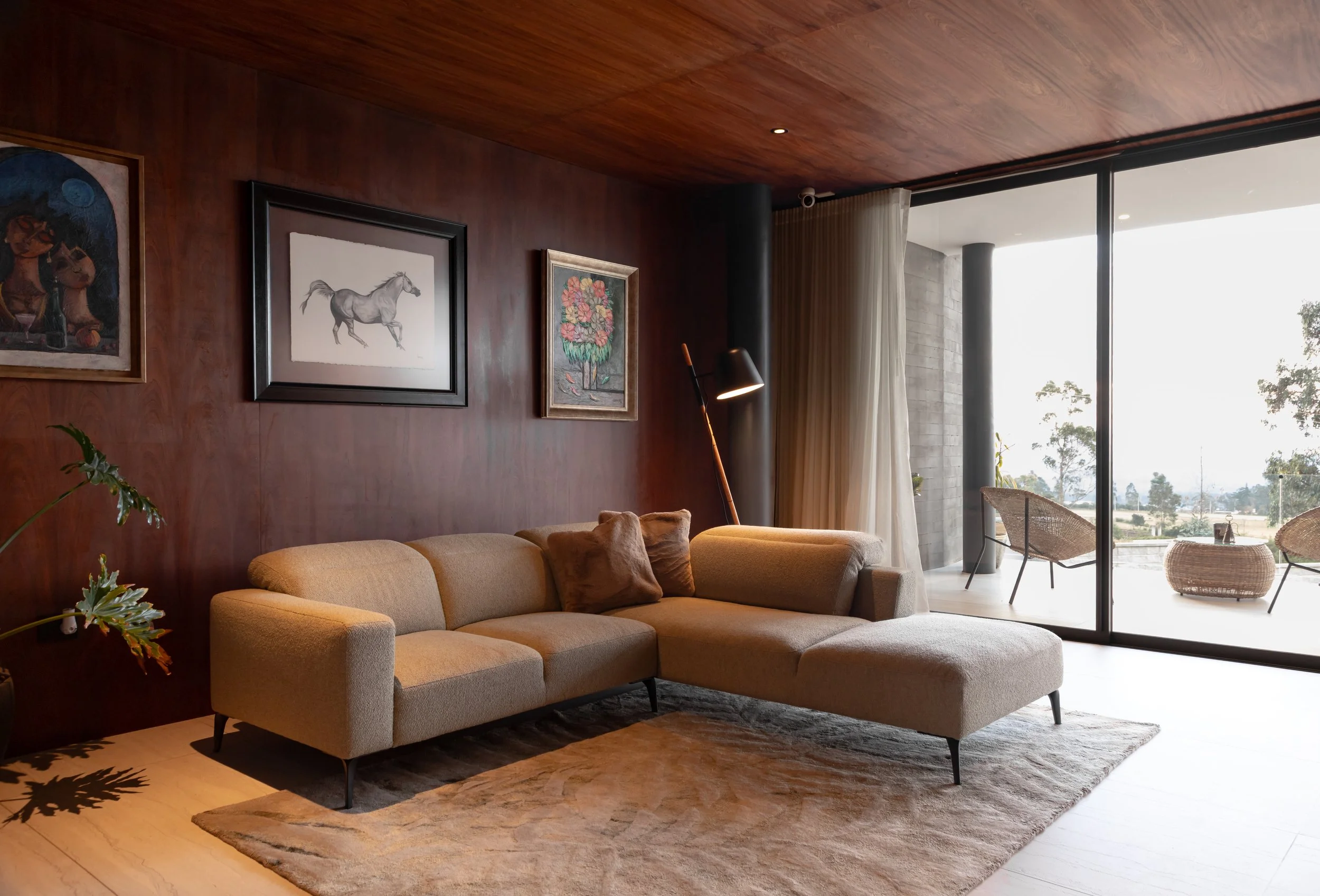 CASA ROBERTO BUCHELLI CARLOS CASTILLO JAG-9441ALTA.jpg