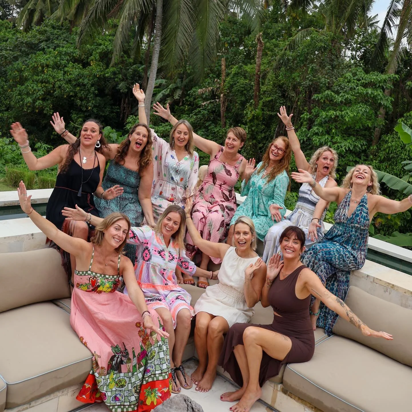 &ldquo;wtf is going on here&hellip; why are they all being so nice to each other?&rdquo; 😅

If I&rsquo;m honest&hellip; there was a time in my life where I would&rsquo;ve looked at a group of women like this and thought exactly that.

And yet here I