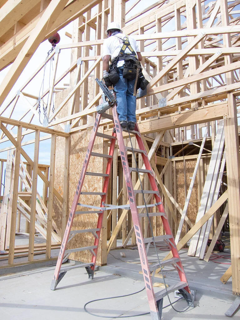 Ladder Safety — Washington State Construction Center of Excellence