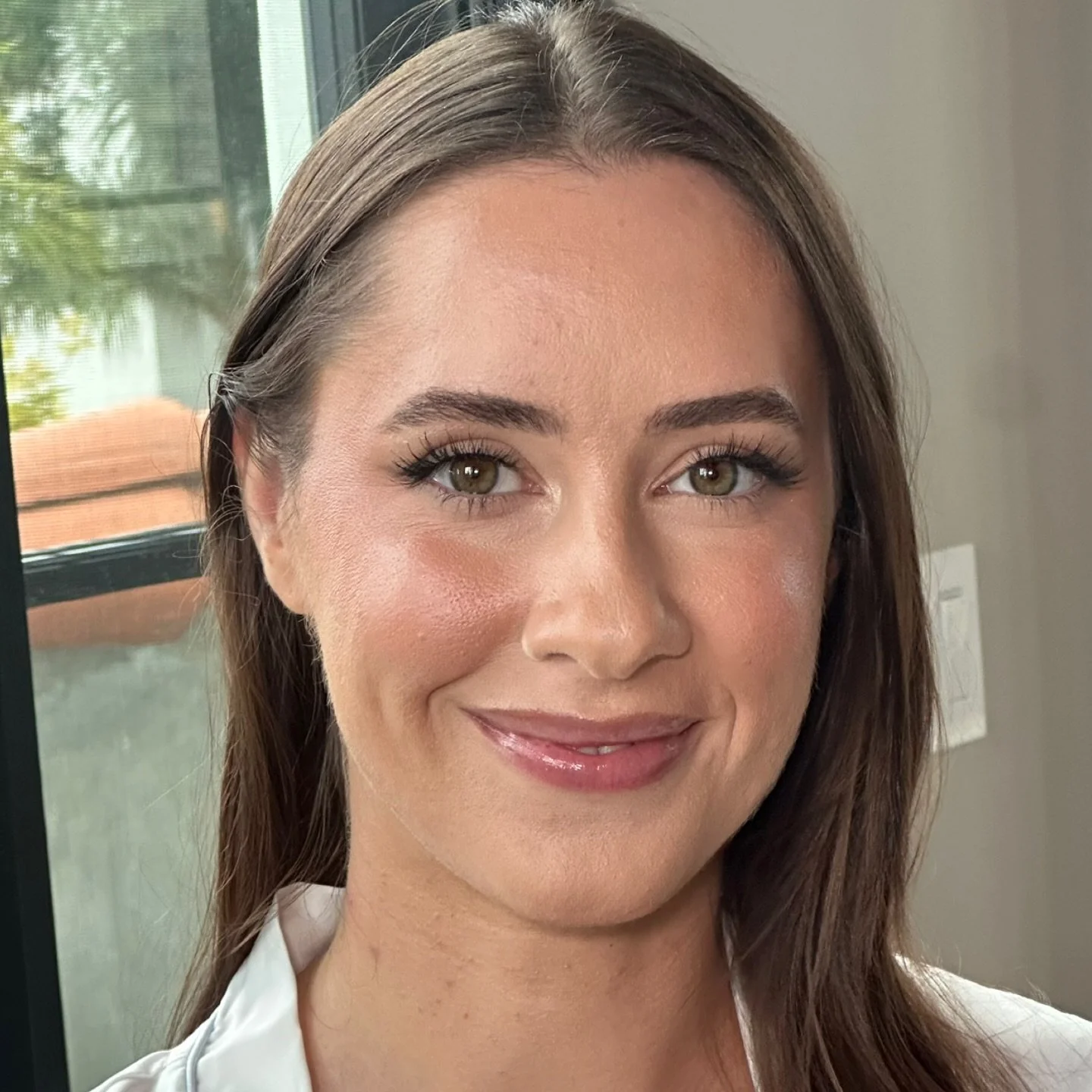 Stunning bridal glam for Jessica&rsquo;s wedding day 🤍

an absolute dream to work with &amp; we were soooo happy with how the glam turned out!! She had no notes 👏🏻 &amp; a touch up kit given to her to help throughout the day 😇

stars of the show: