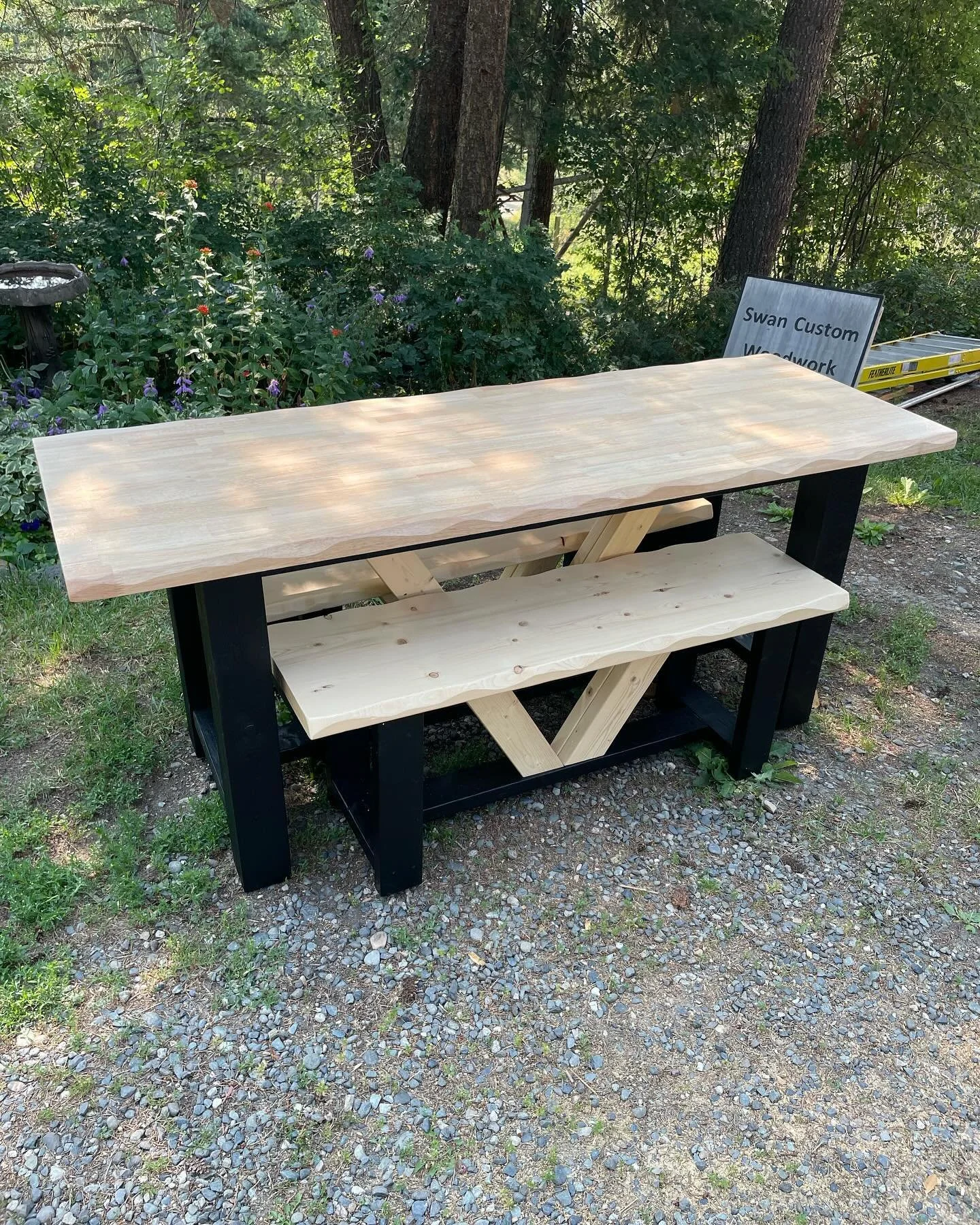 Custom oak dining table, a chunky coffee table, benches for a wedding, storage/blanket chests &amp; a food storage shelf ✅