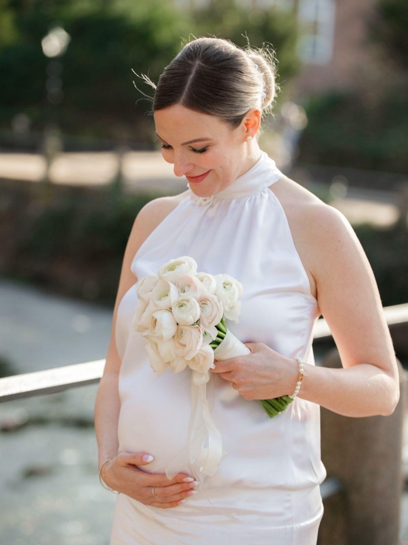 &mdash; c at her civil wedding, feb&lsquo;26 &mdash; 

photo // @christianewedekind.photograph 

#brautstrau&szlig; #hochzeit #hochzeitsblumen