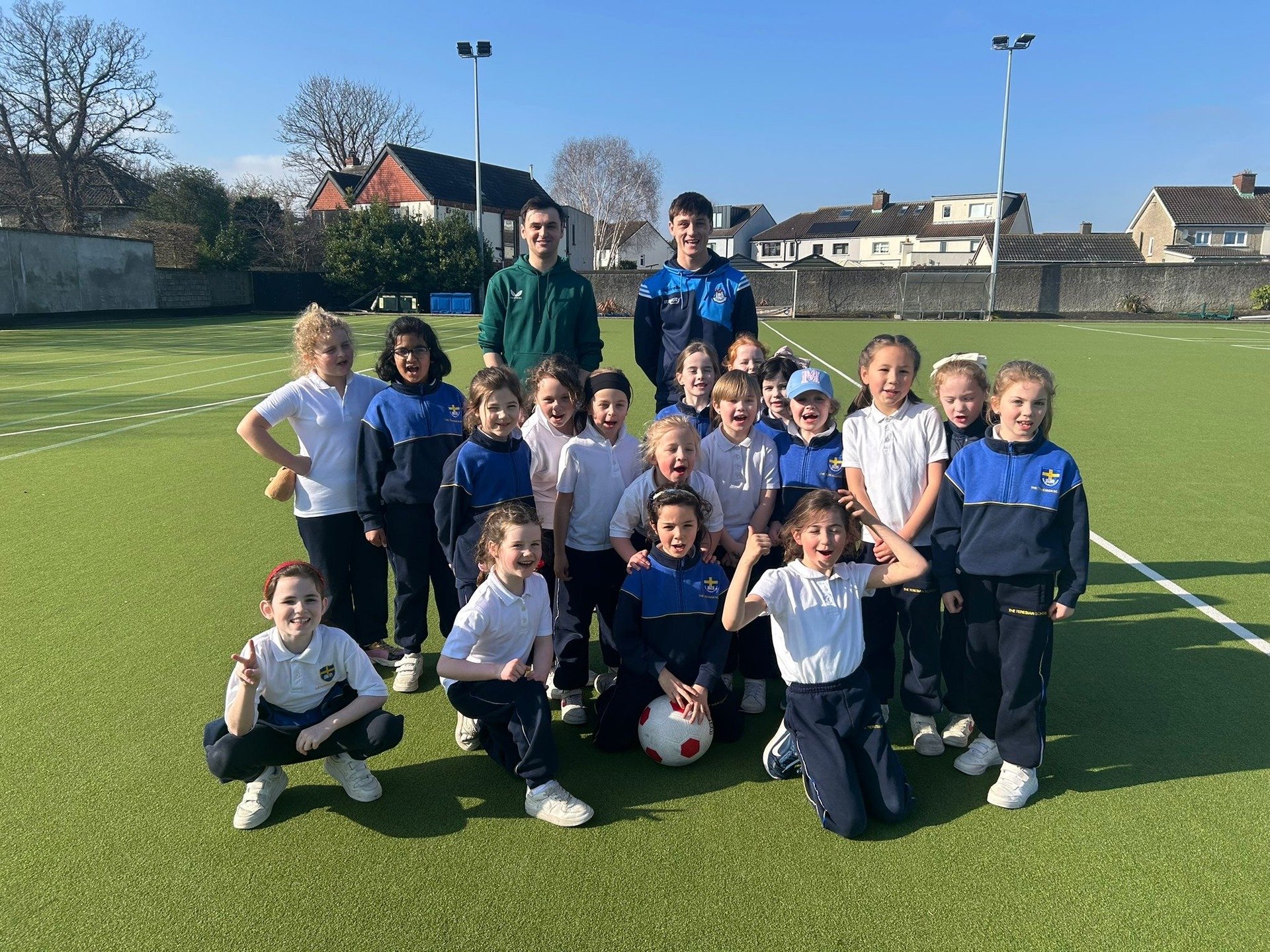 Thank you to Dublin footballer Tim Deering who came into the Junior School to teach the girls GAA. They all had a great time while learning new skills!